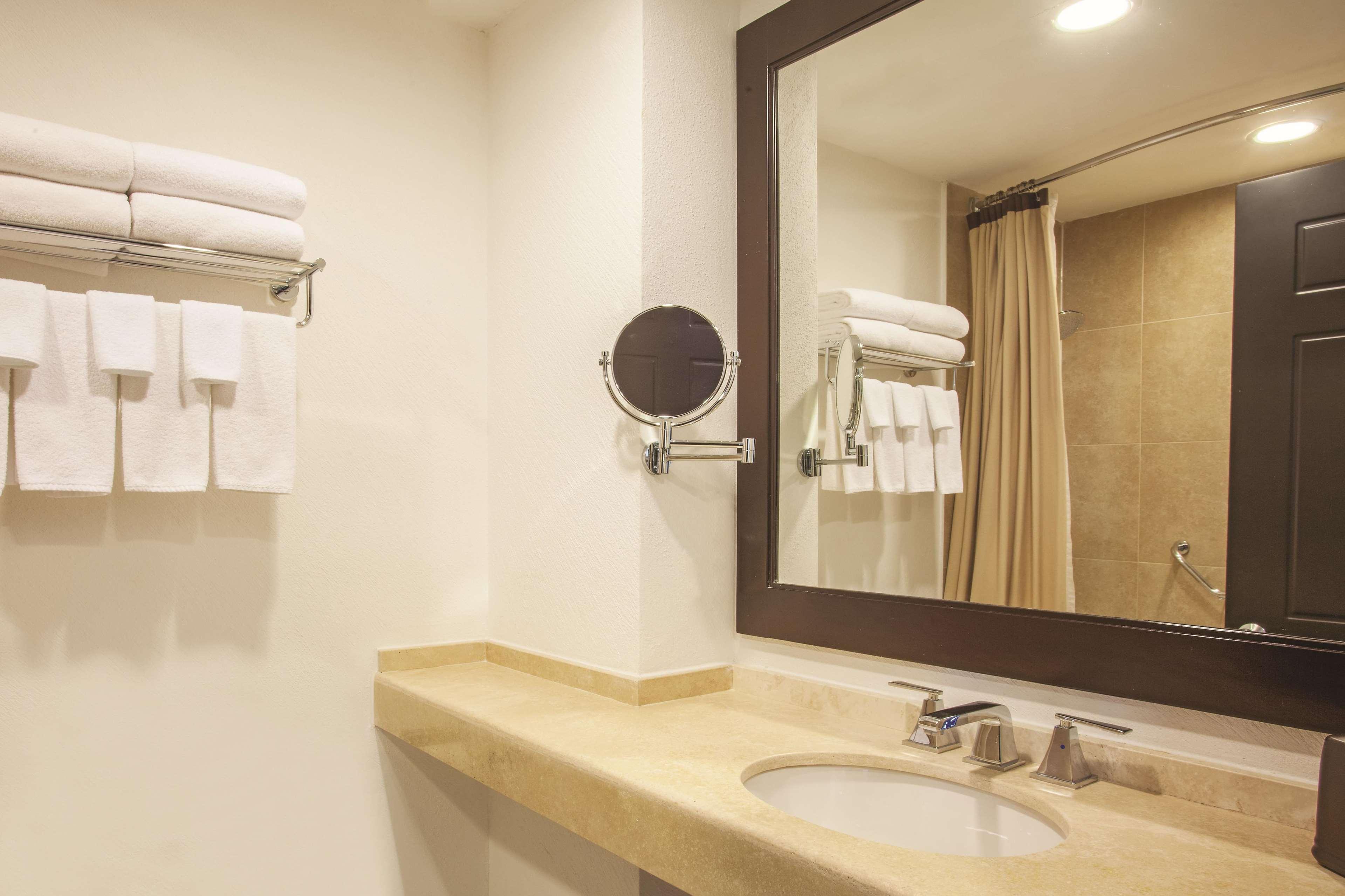 Room Two Queen Beds Non Smoking