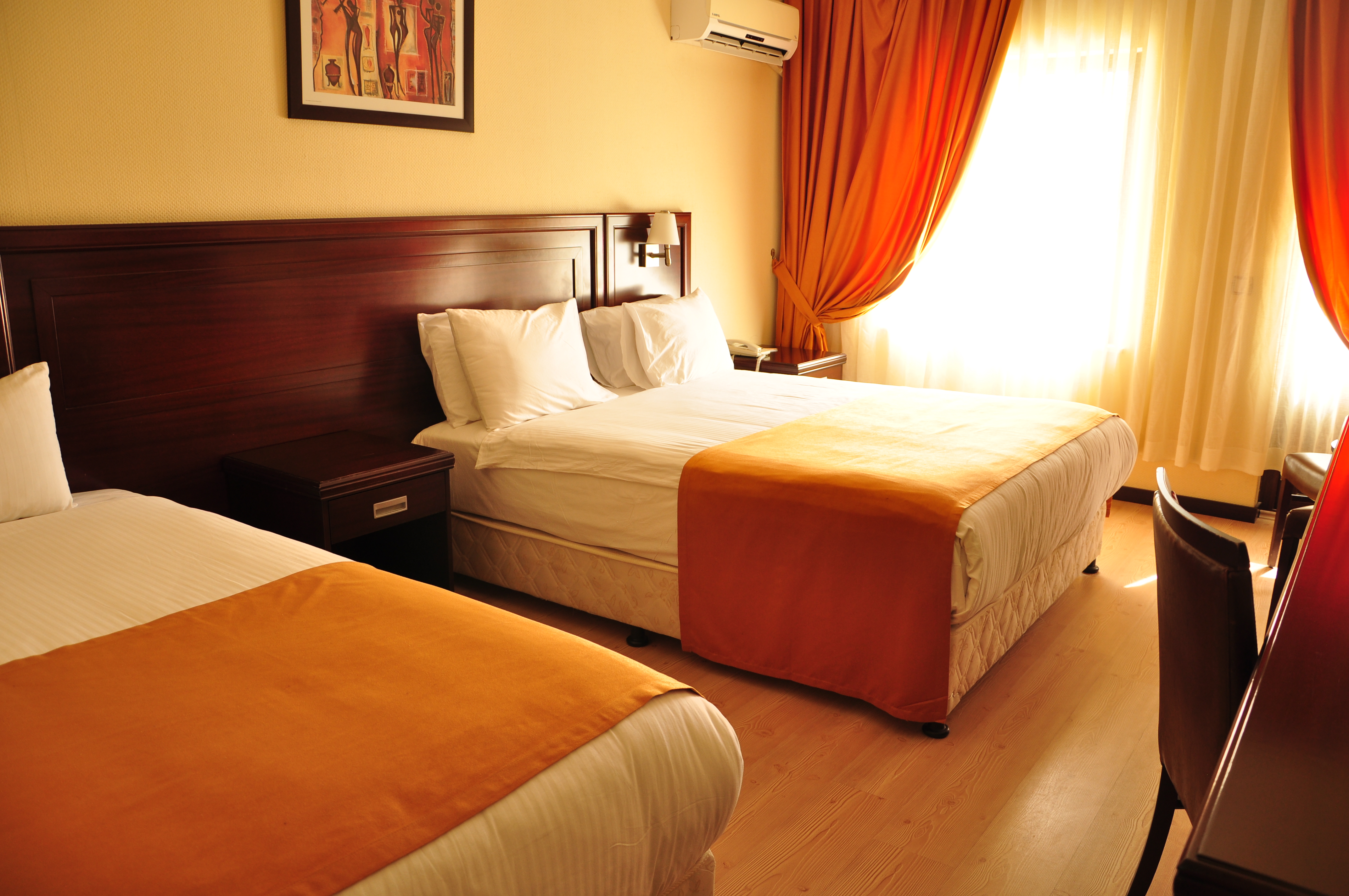 Family Room Capacity 3