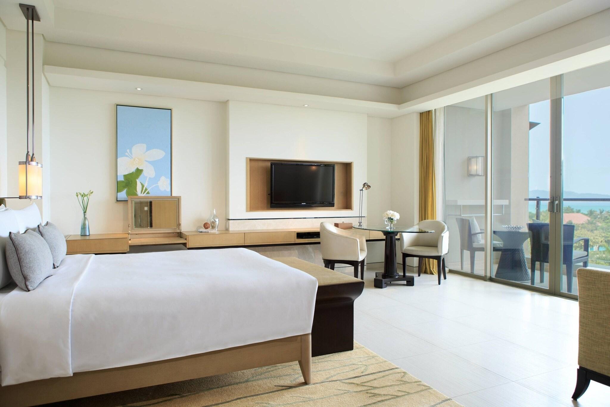 Studio Ocean View King Bed