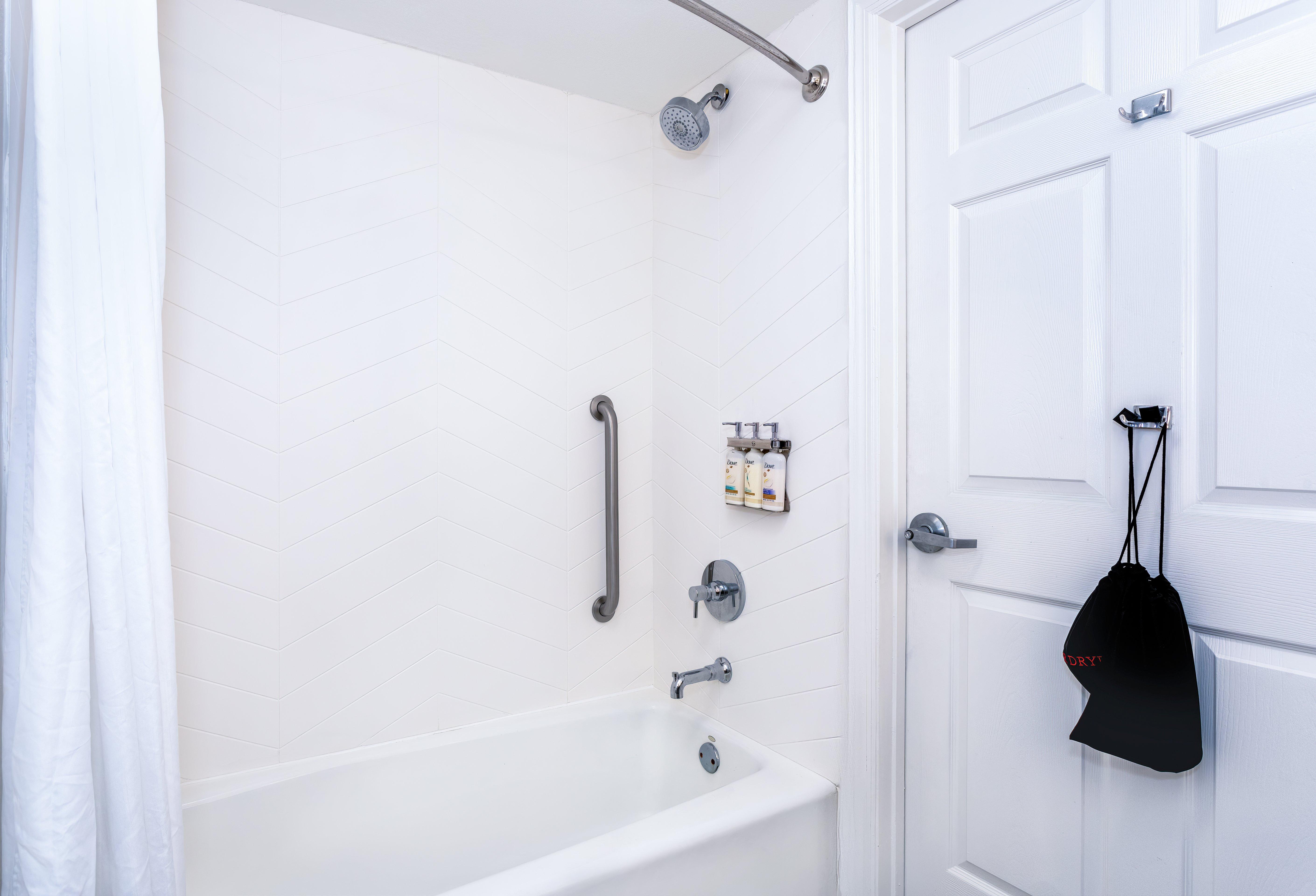 Double Ocean Front with Balcony