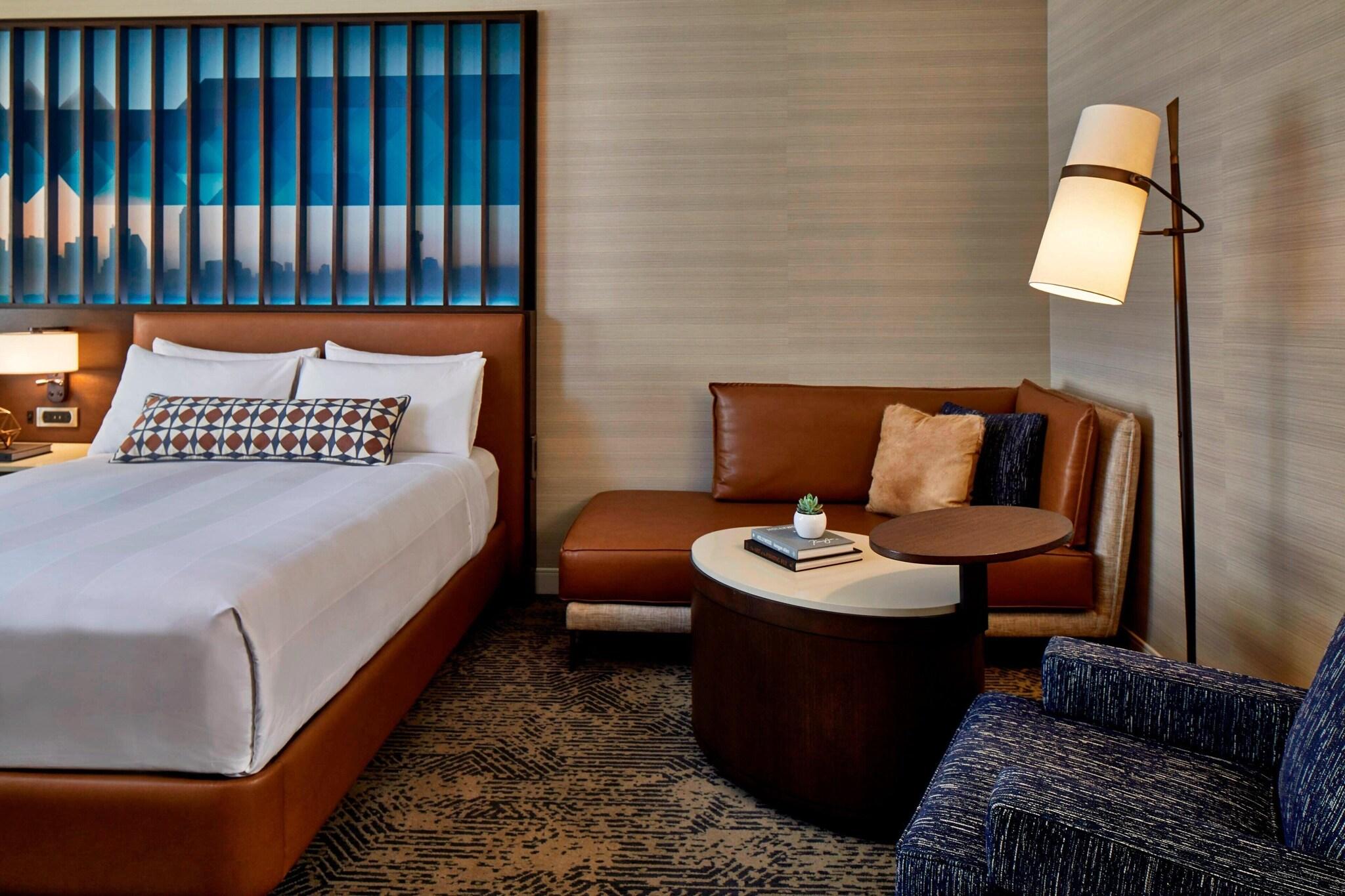 Double Club Two Queen Beds