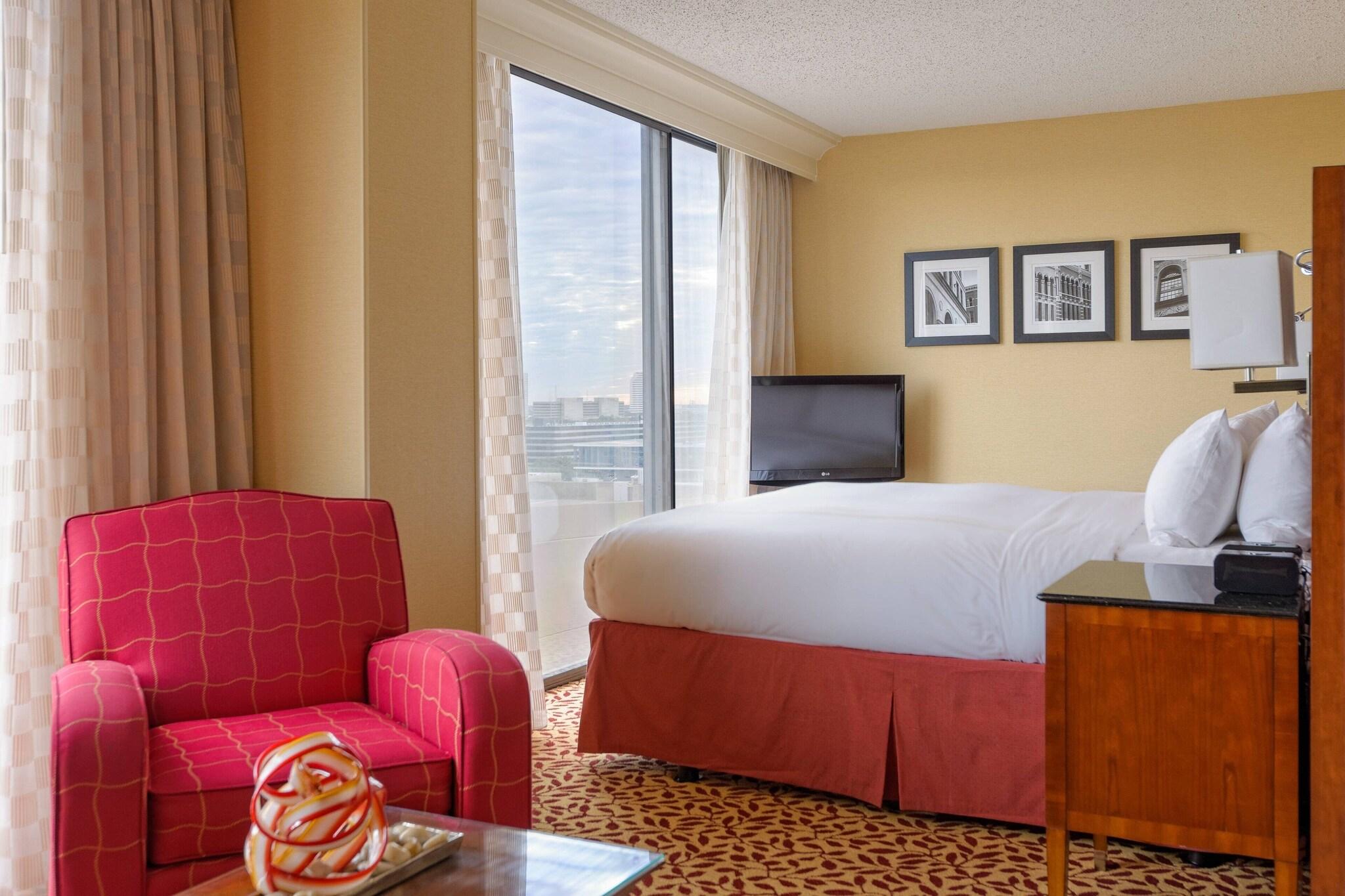 Double Deluxe King Bed