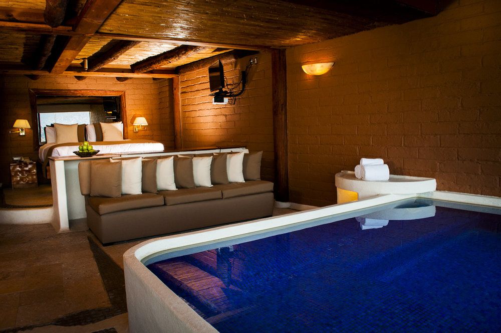 Suite Deluxe King Bed