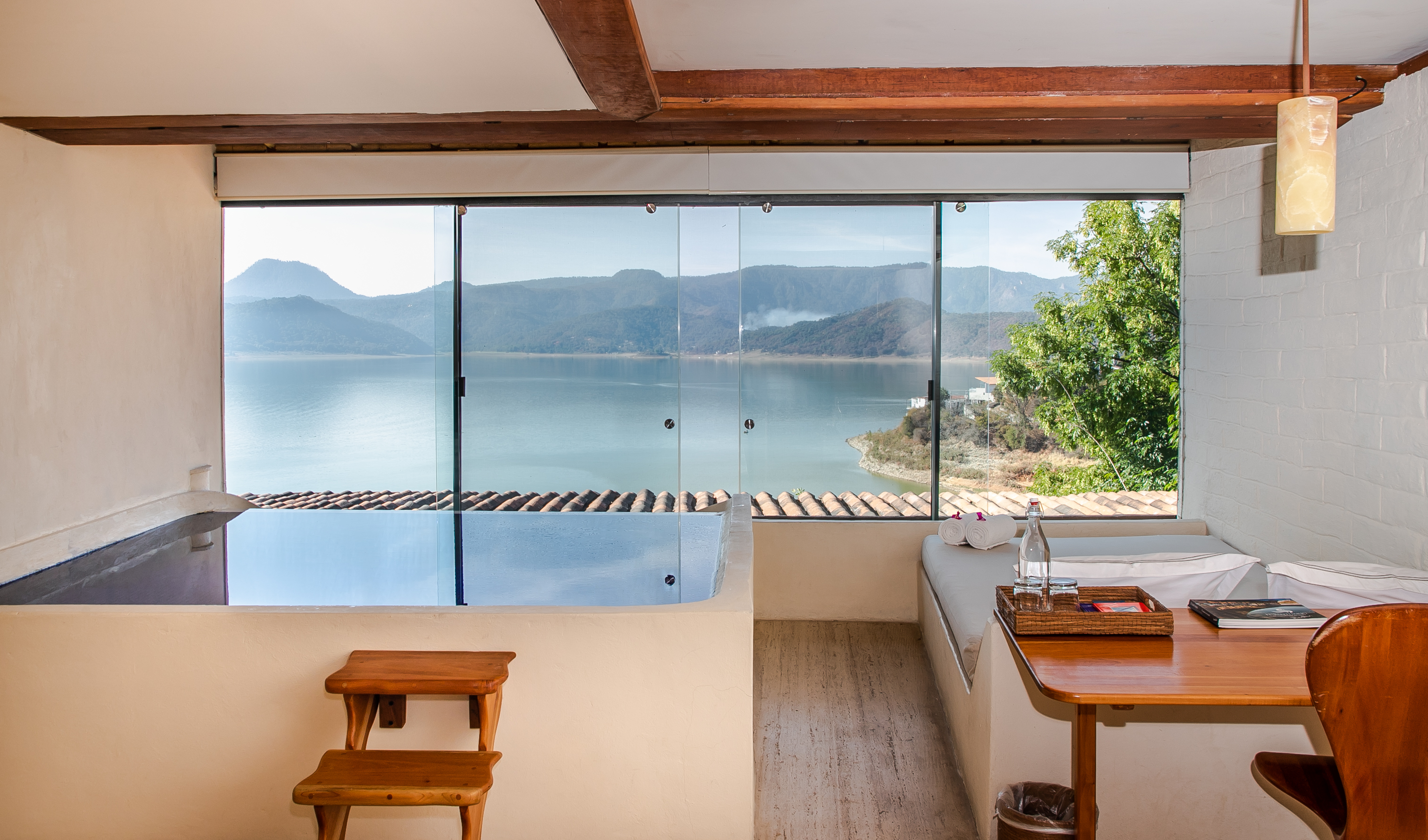 Suite Deluxe King Bed