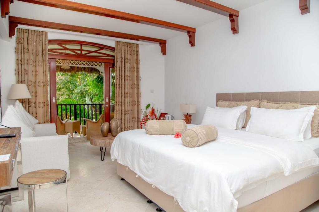 Double Deluxe Beach Front