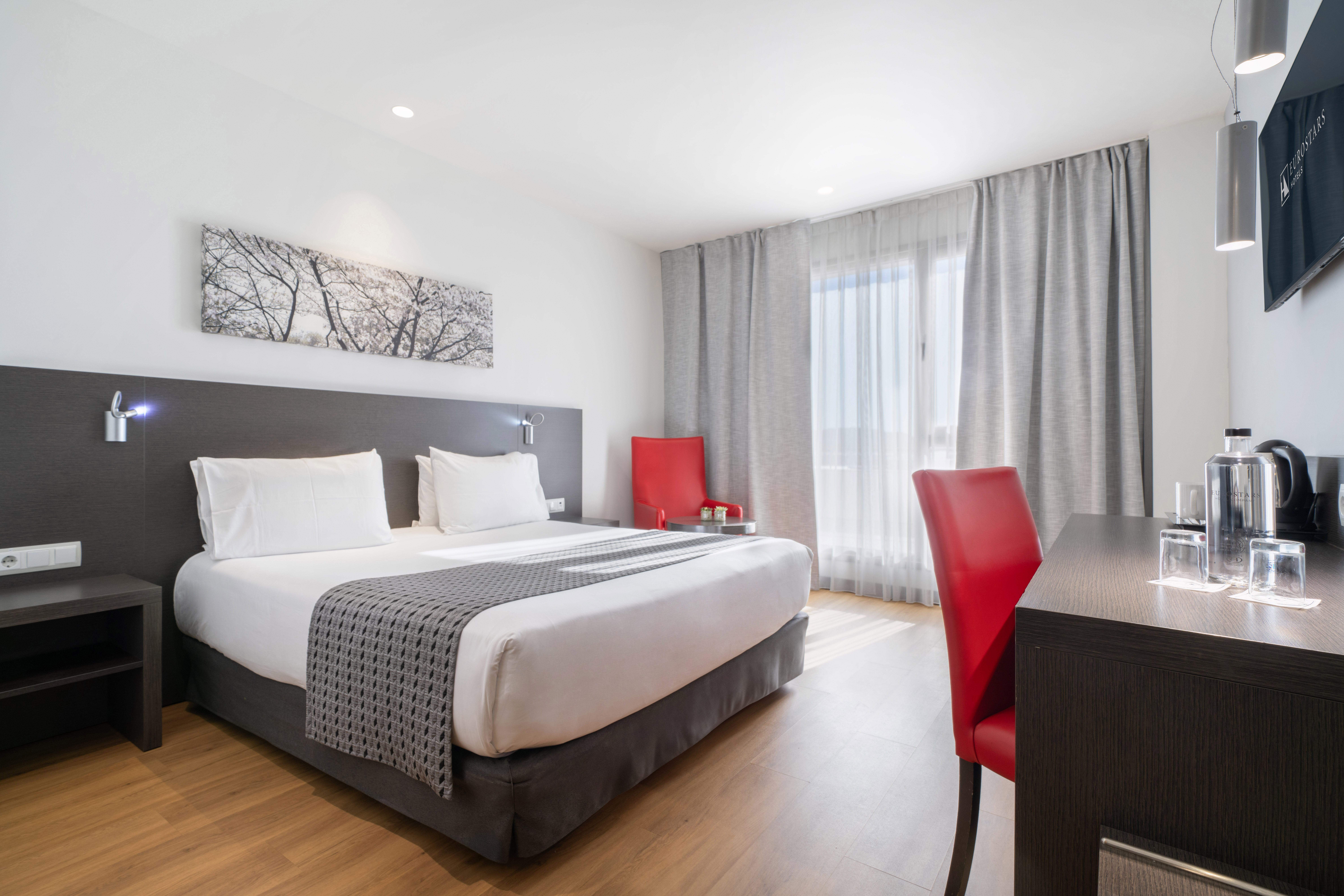 Double or Twin Standard