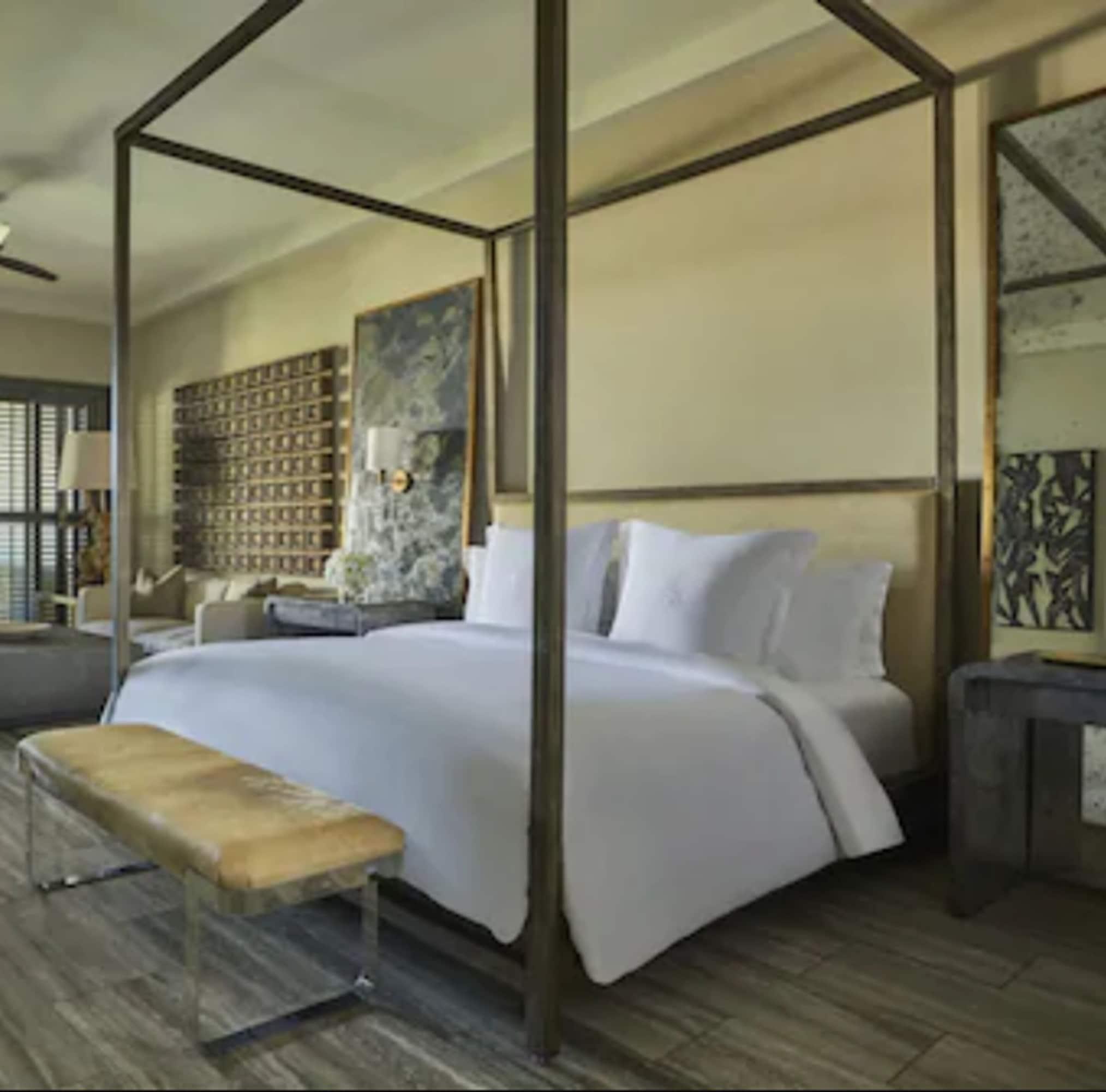 Suite Ocean View King Bed