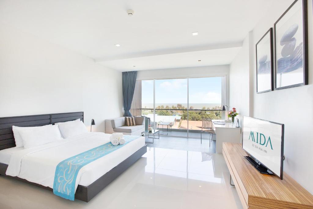 Family Room Capacity 4