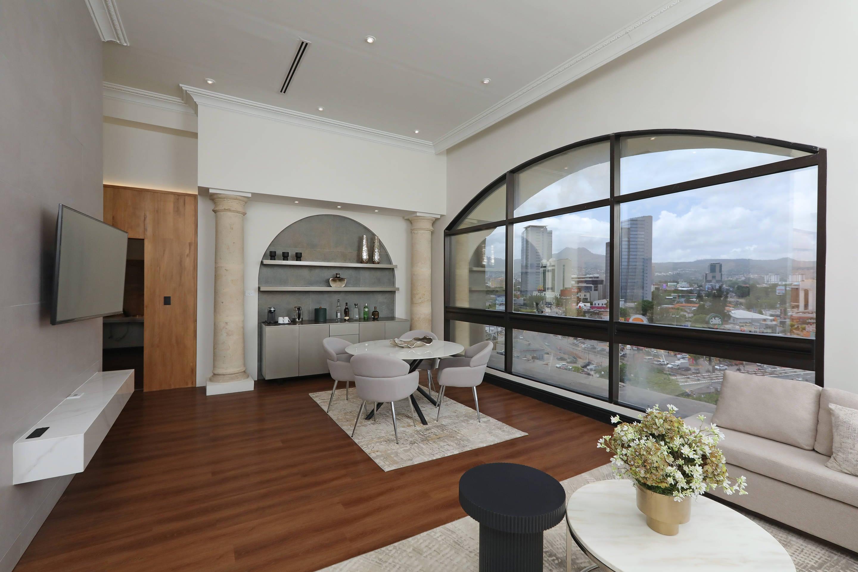 Suite King Bed Non Smoking