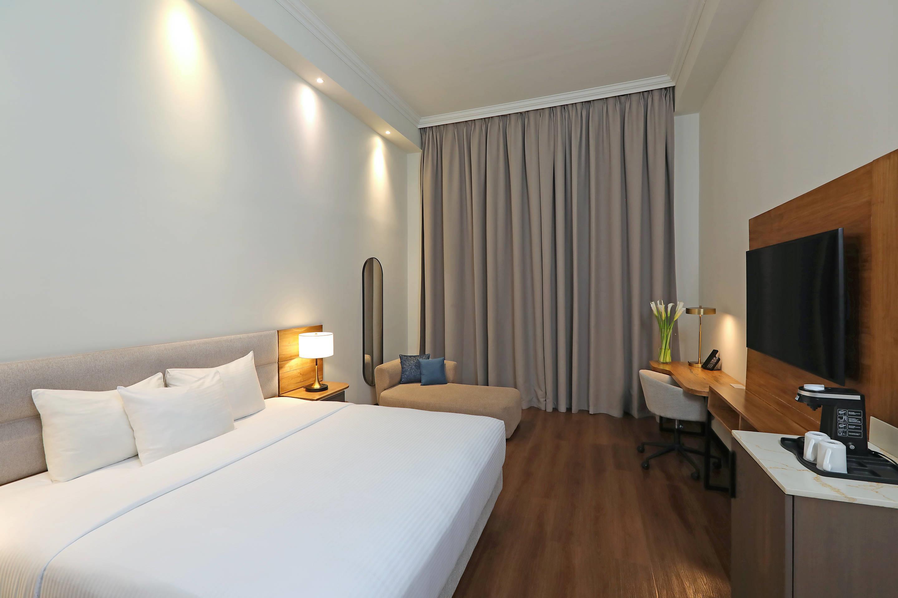 Double King Size Bed