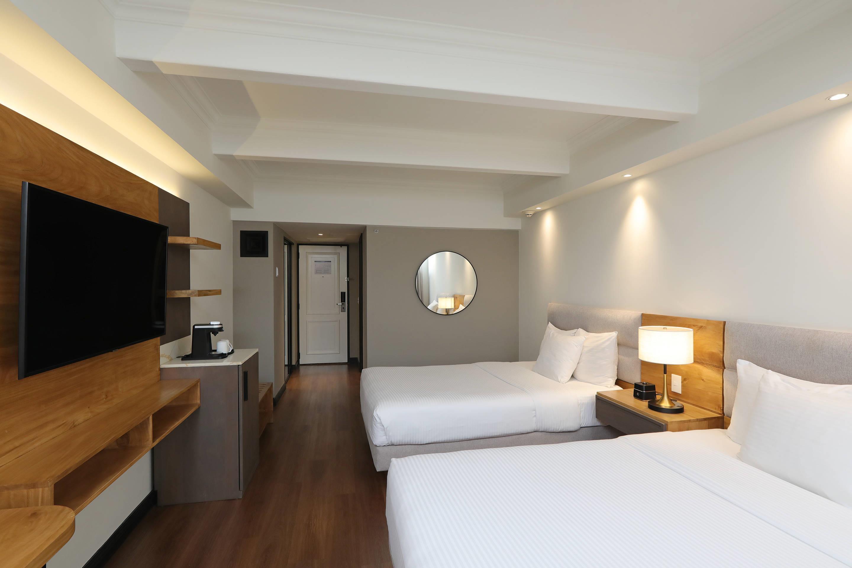 Quadruple Two Double Beds Non Smoking