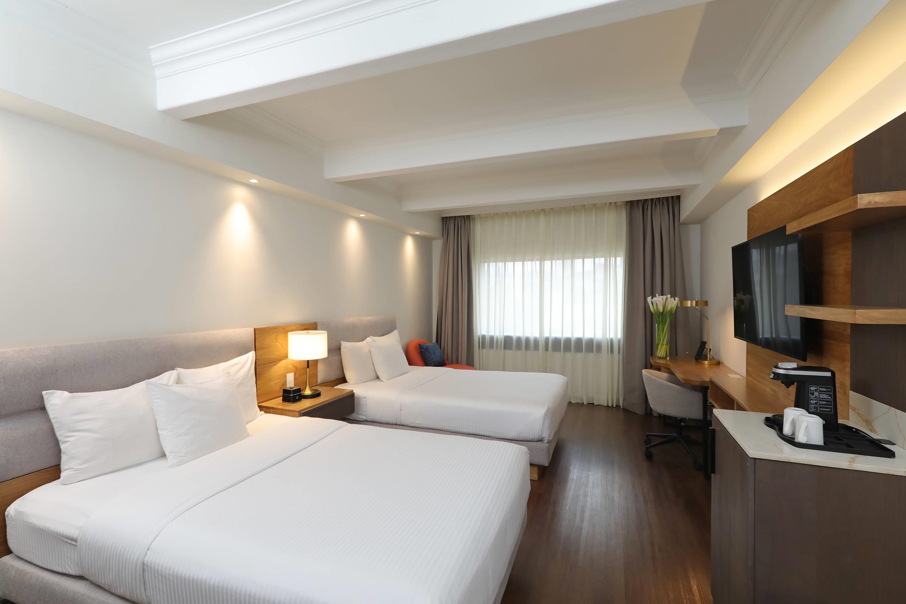 Quadruple Two Double Beds Non Smoking