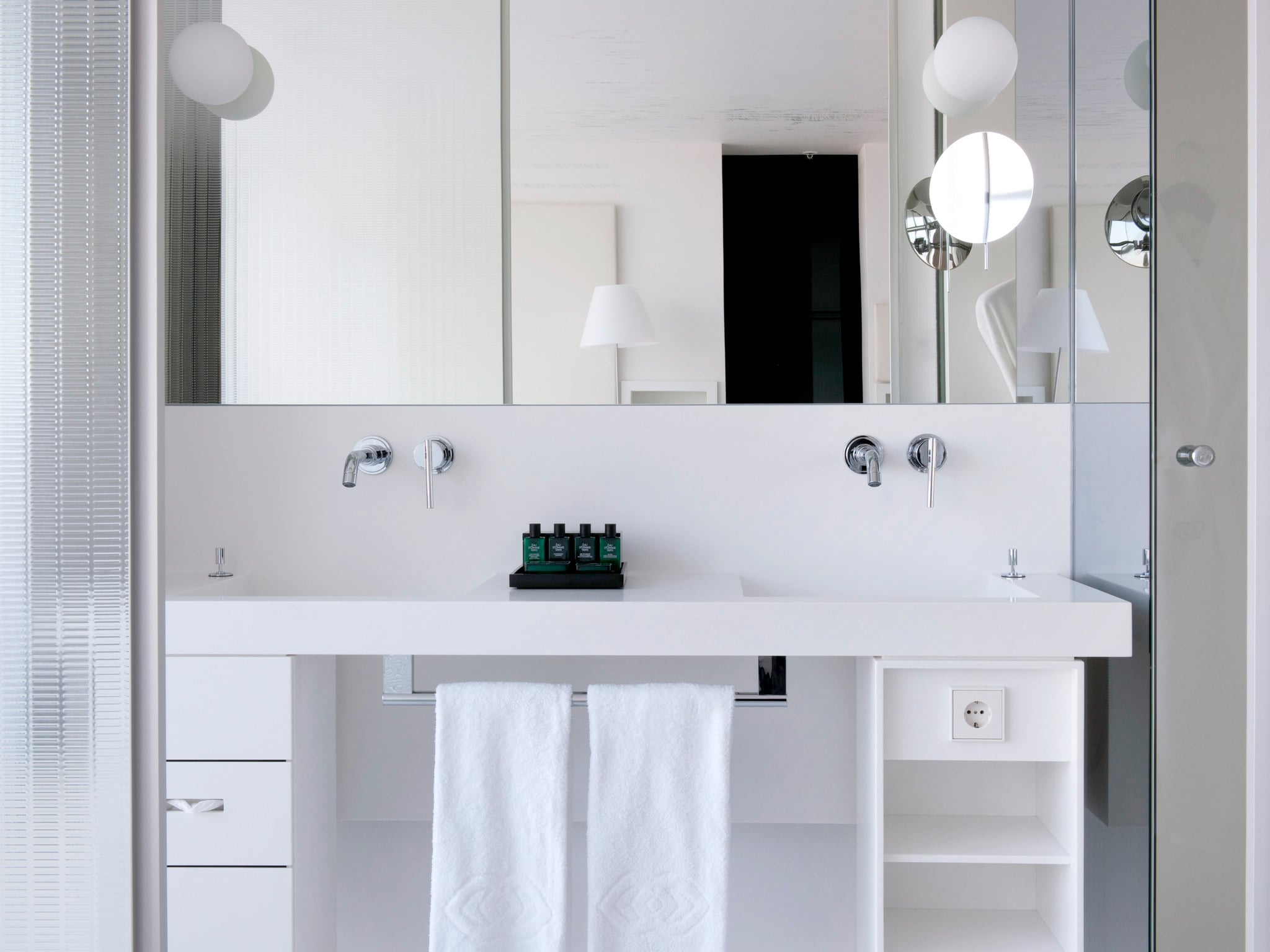 Double Superior Queen Bed