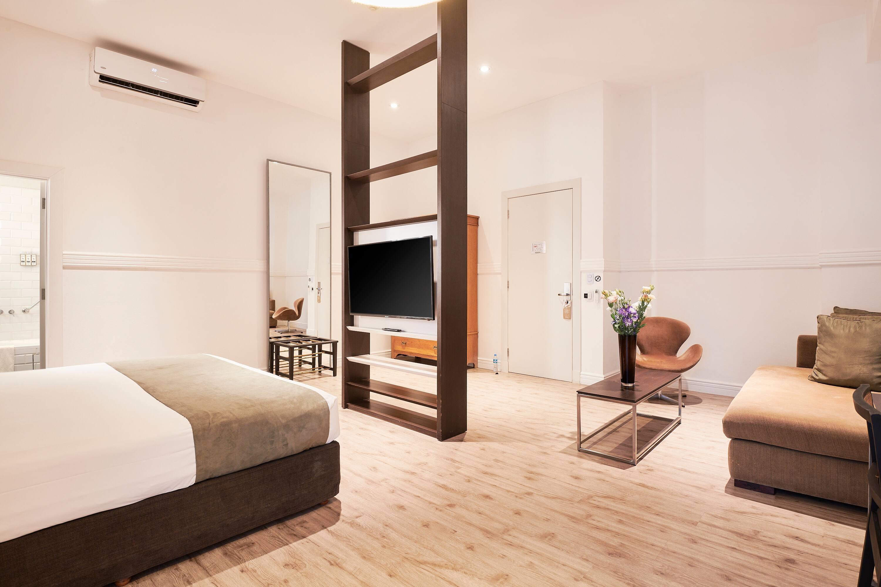 Double Queen Size Bed