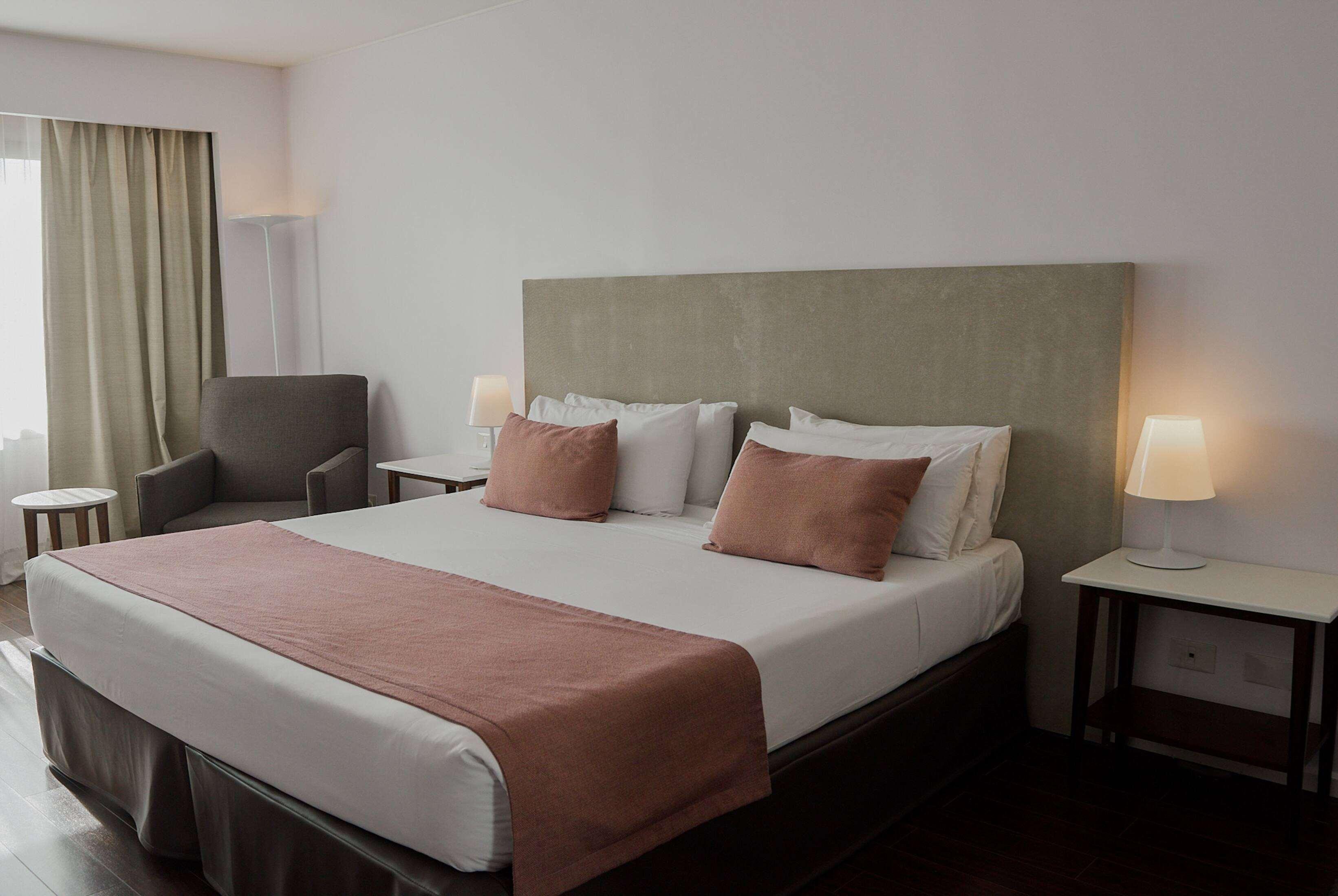 Double Queen Size Bed