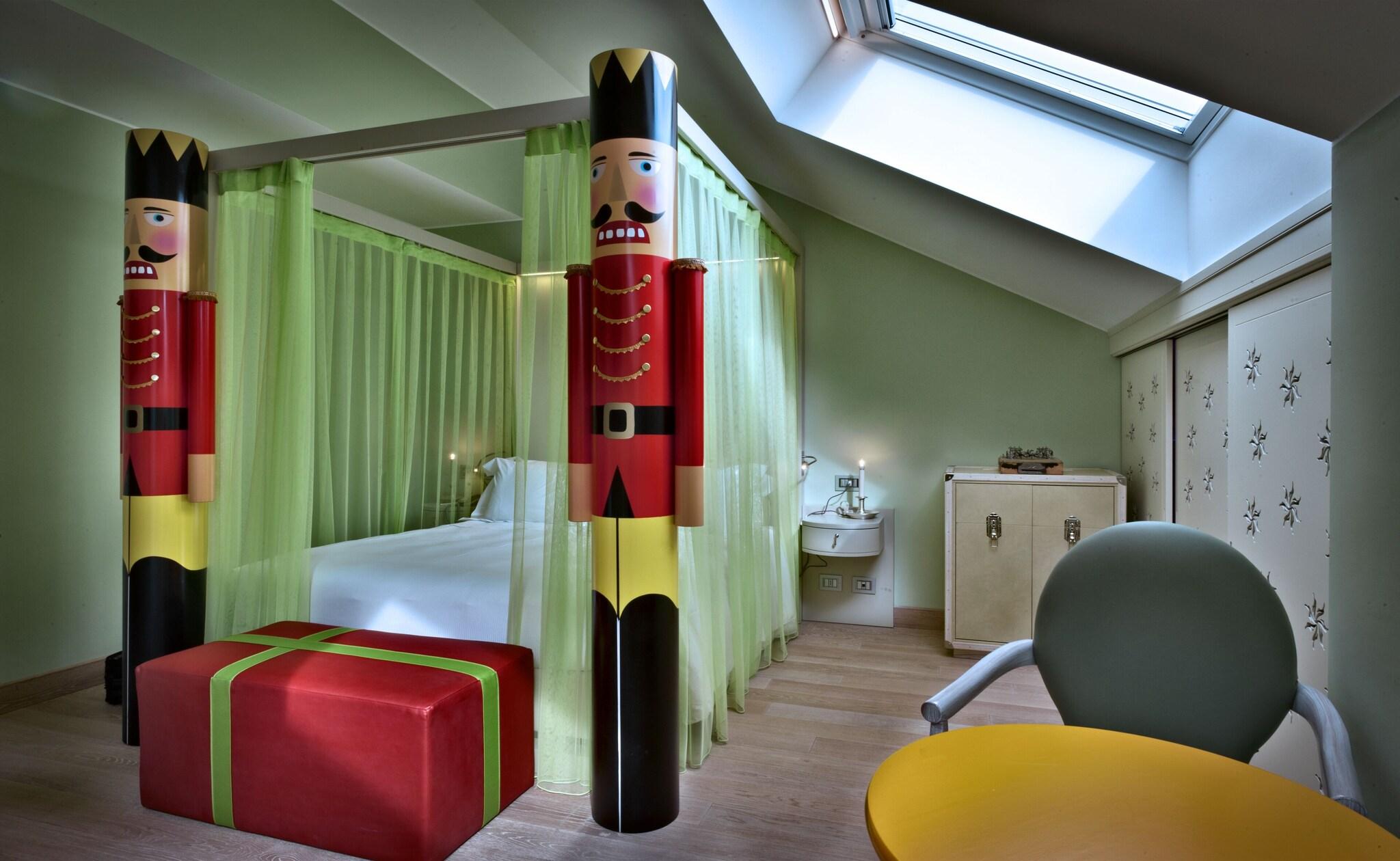 Double or Twin Deluxe