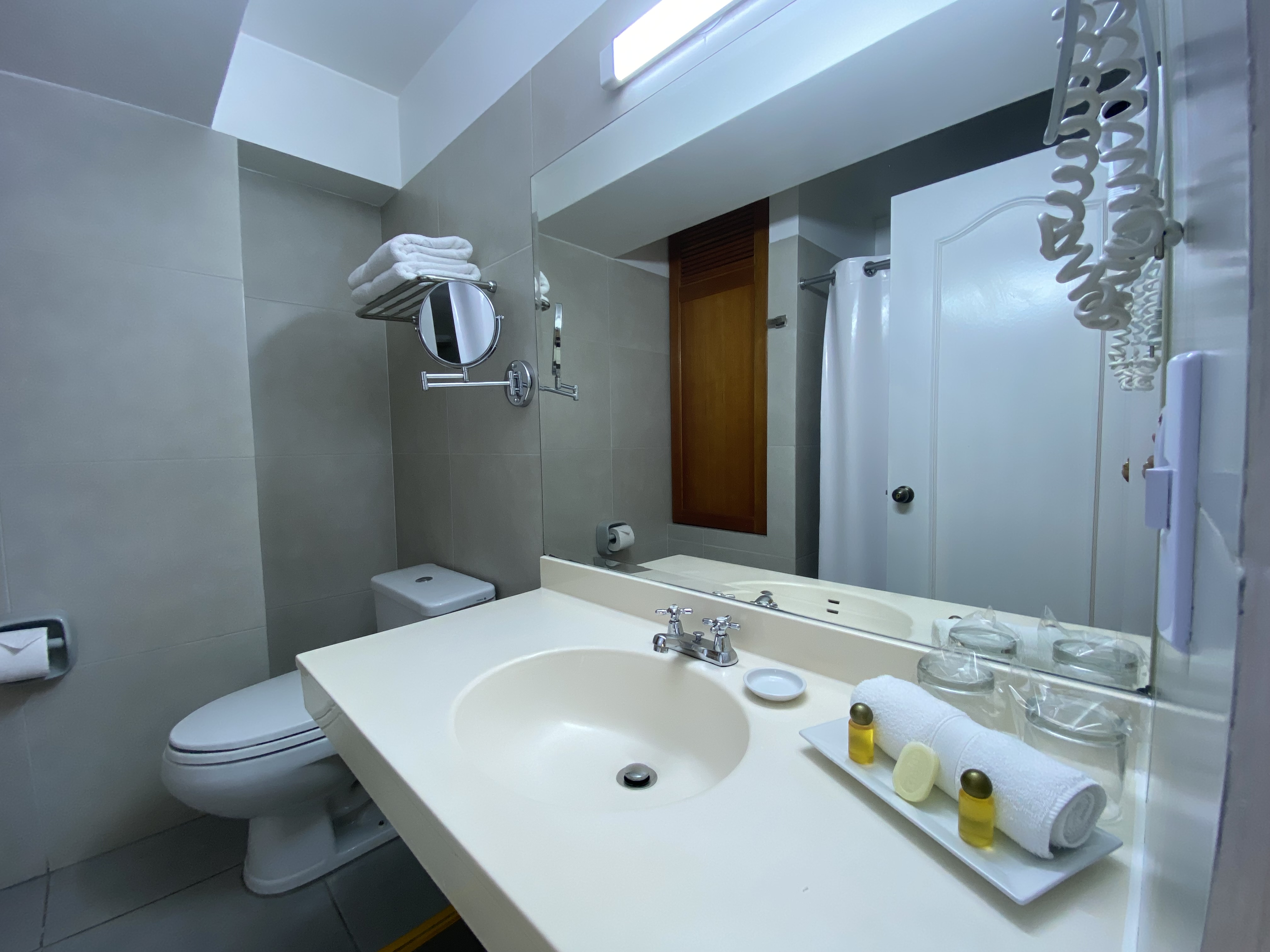 Double Queen Size Bed