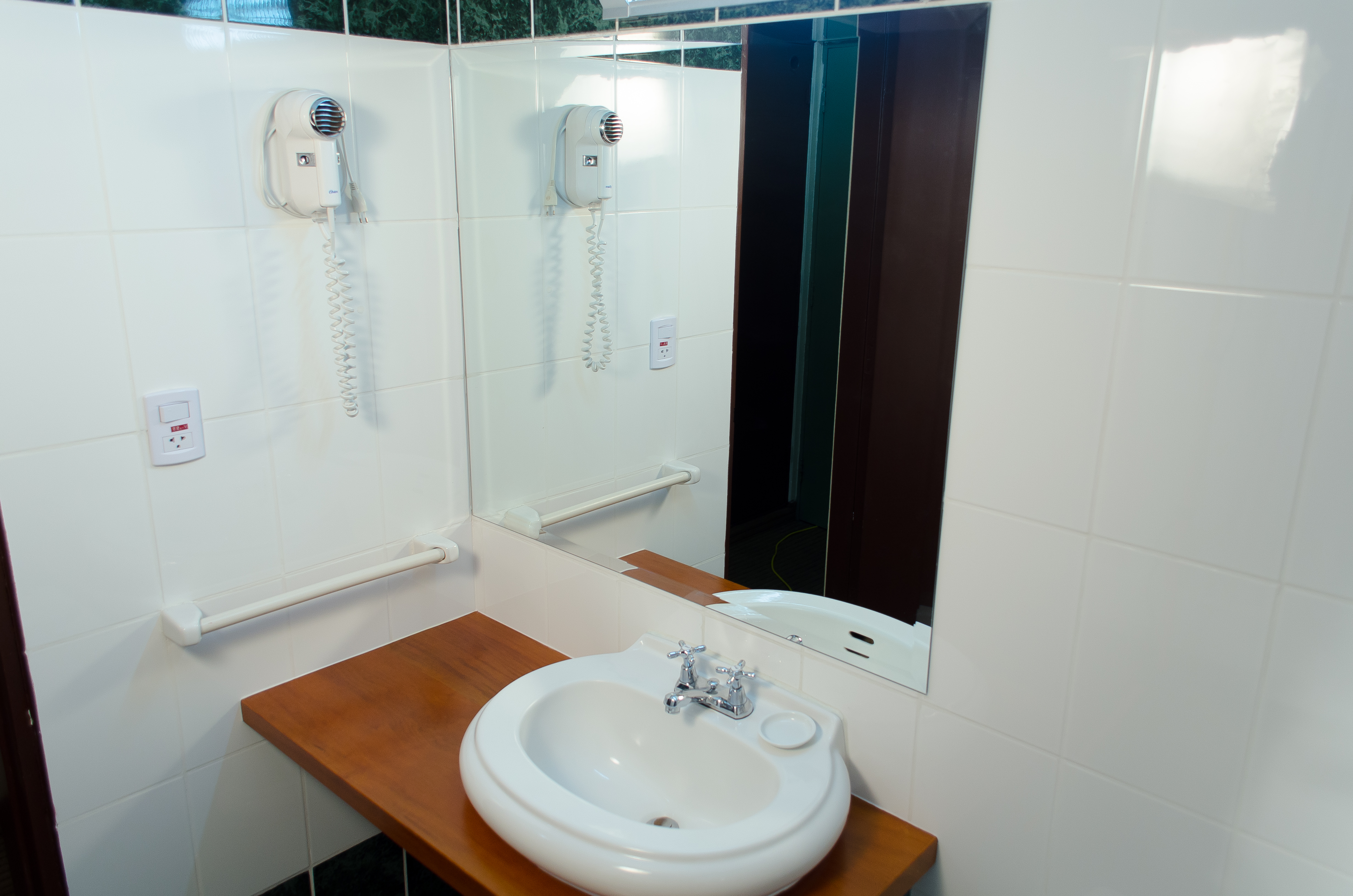 Double Queen Size Bed