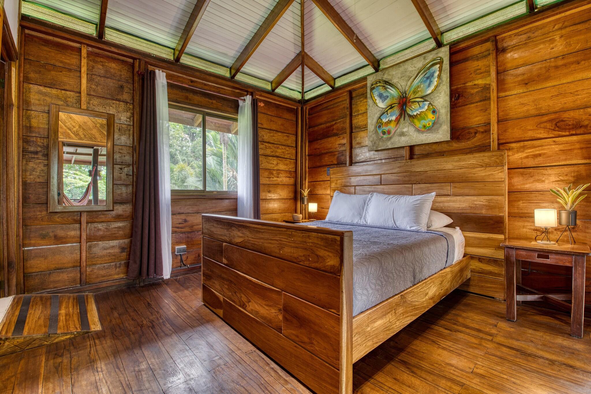 Cabin Queen Size Bed