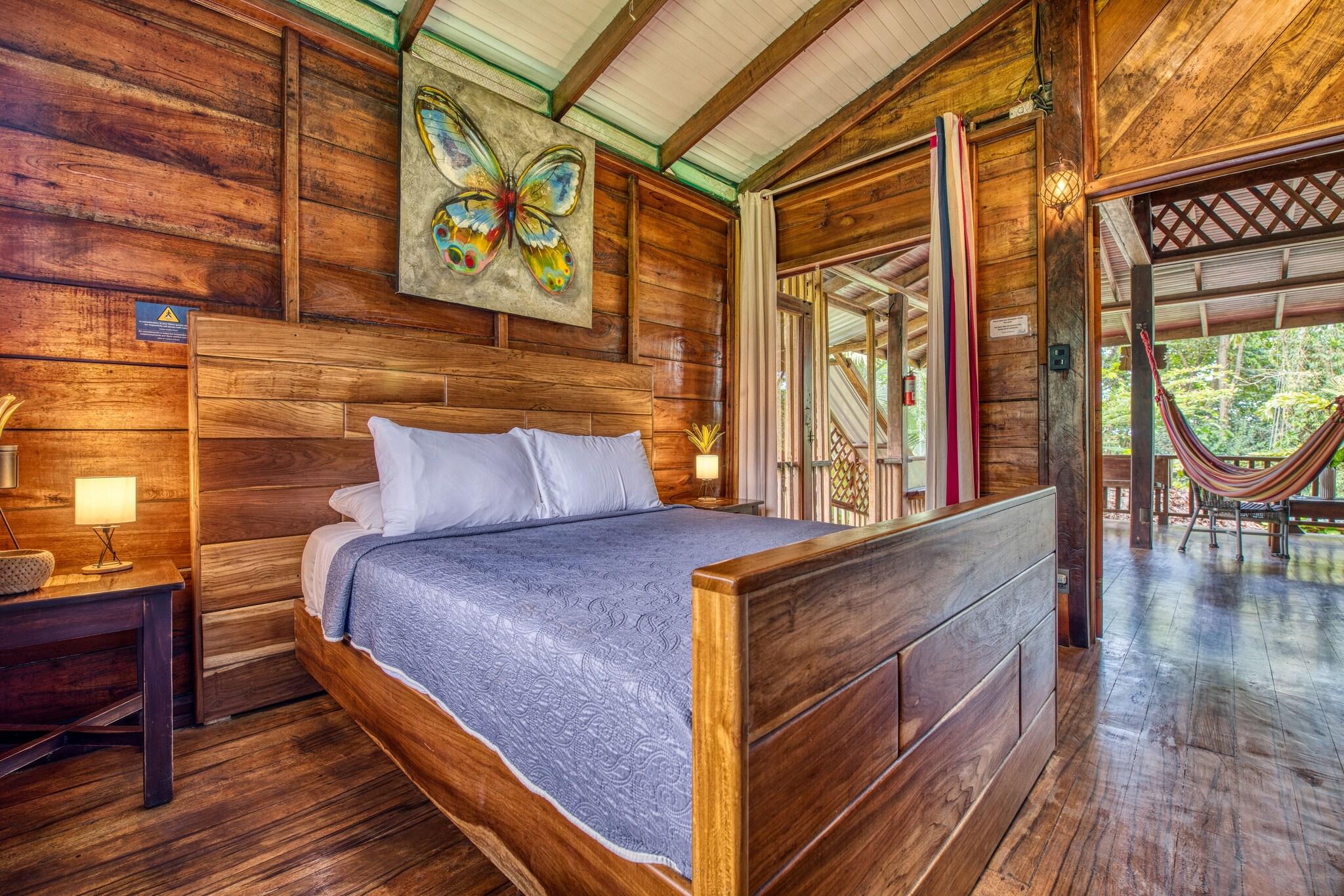 Cabin Queen Size Bed