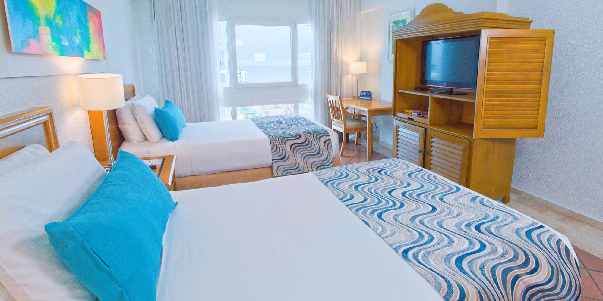 Double Ocean View Queen Bed