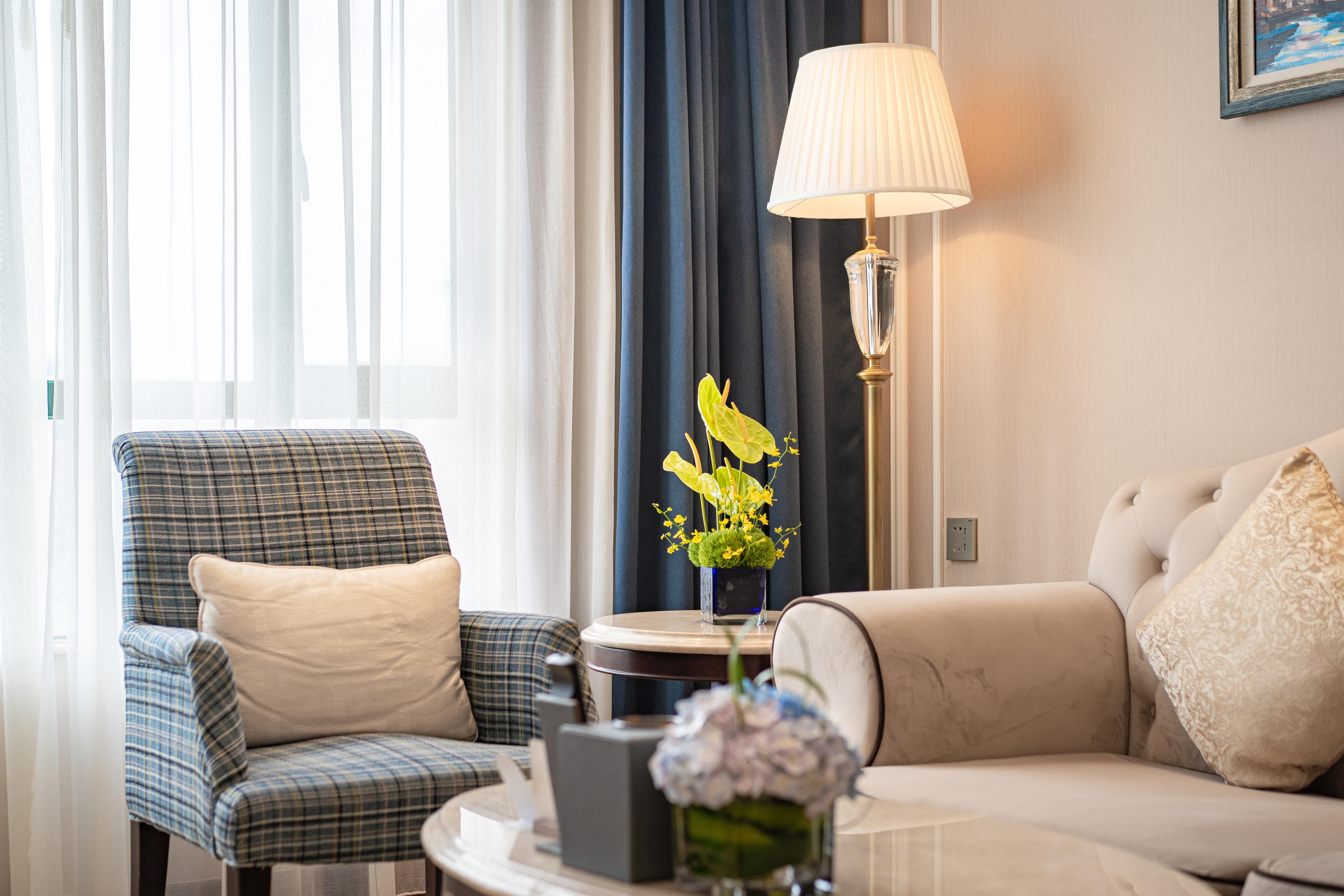 Suite King Bed One Bedroom 