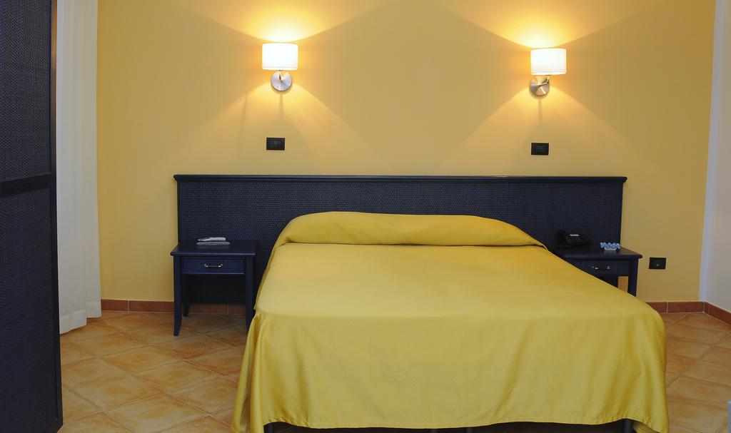 Apartment Capacity 4