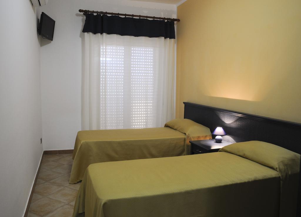 Apartment Capacity 4