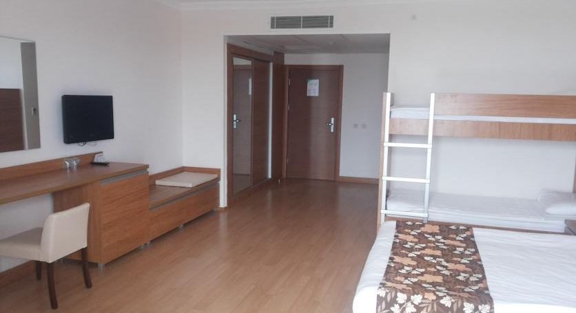 Family Room Connecting Room