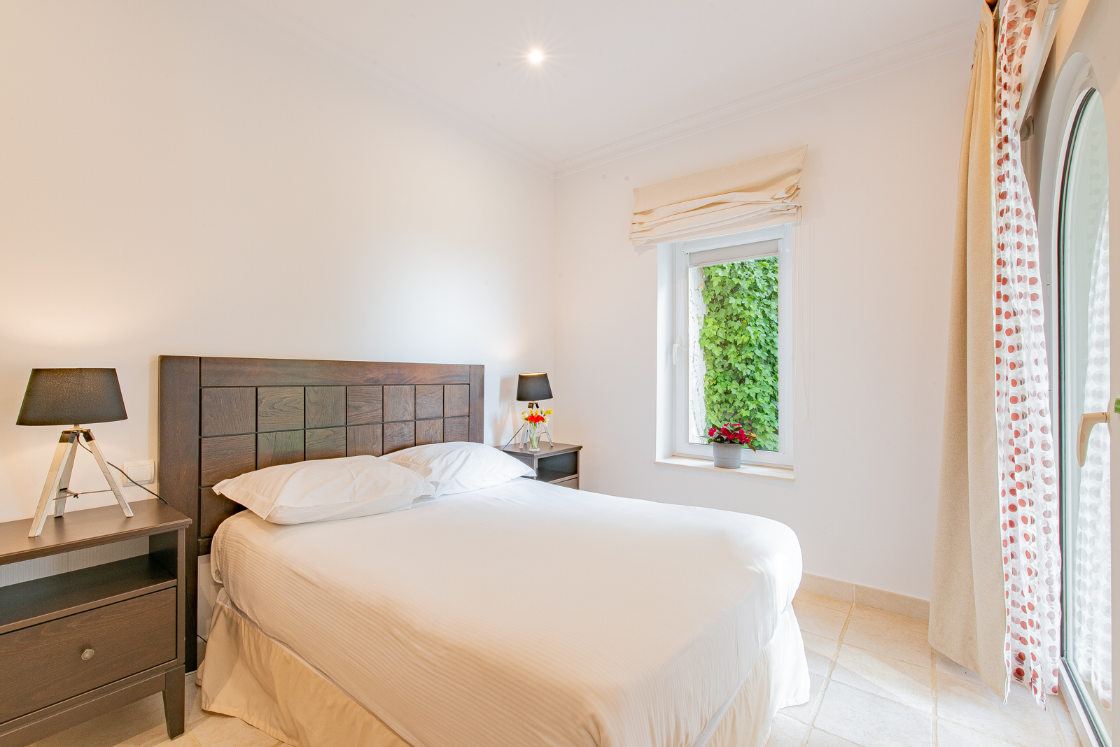 Villa Four Bedrooms Three Bathrooms