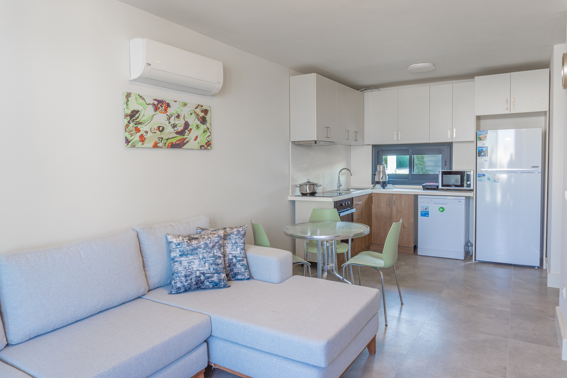 Apartment One Bedroom One Bathroom