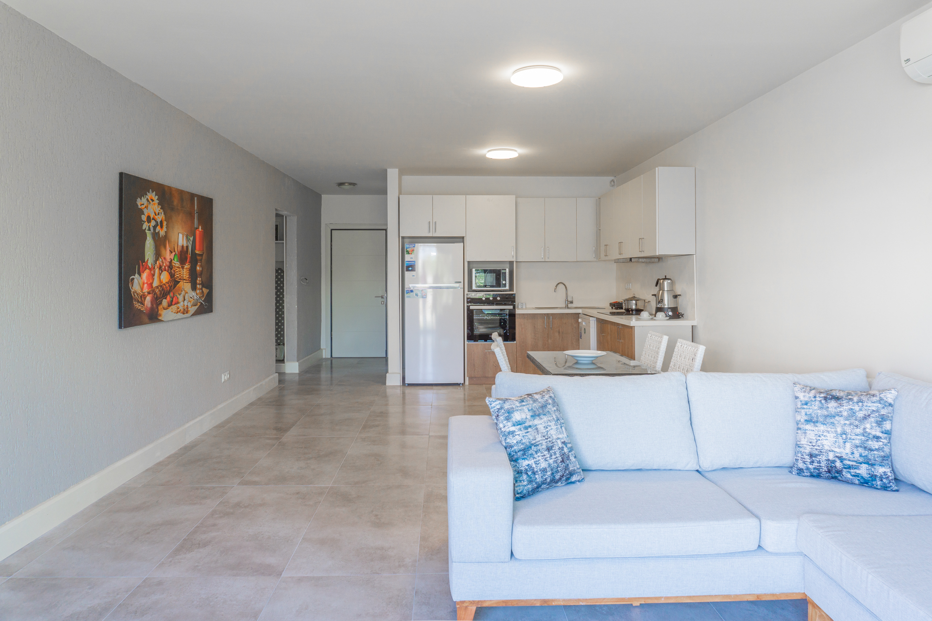 Apartment One Bedroom One Bathroom