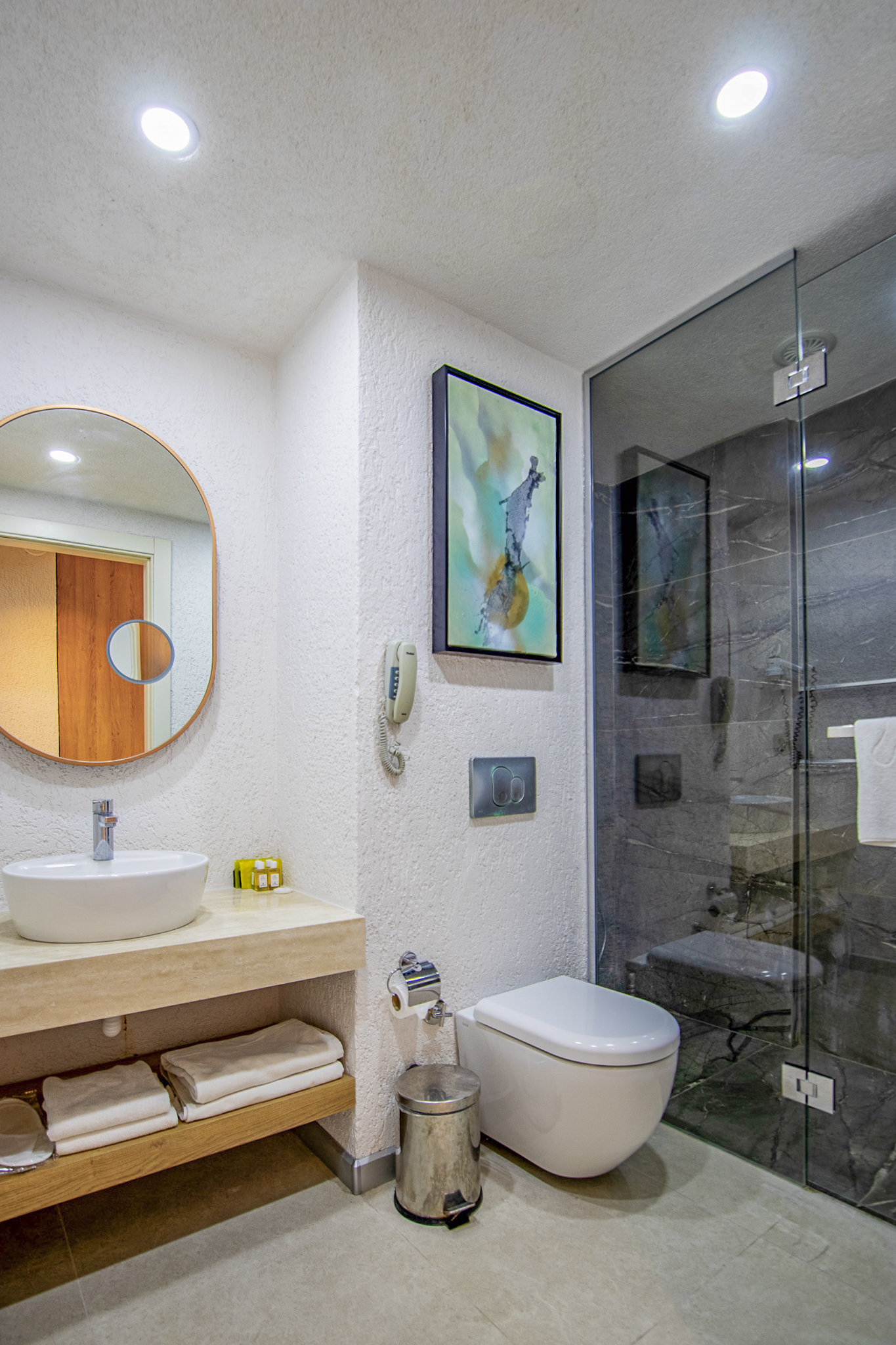 Apartment One Bedroom One Bathroom