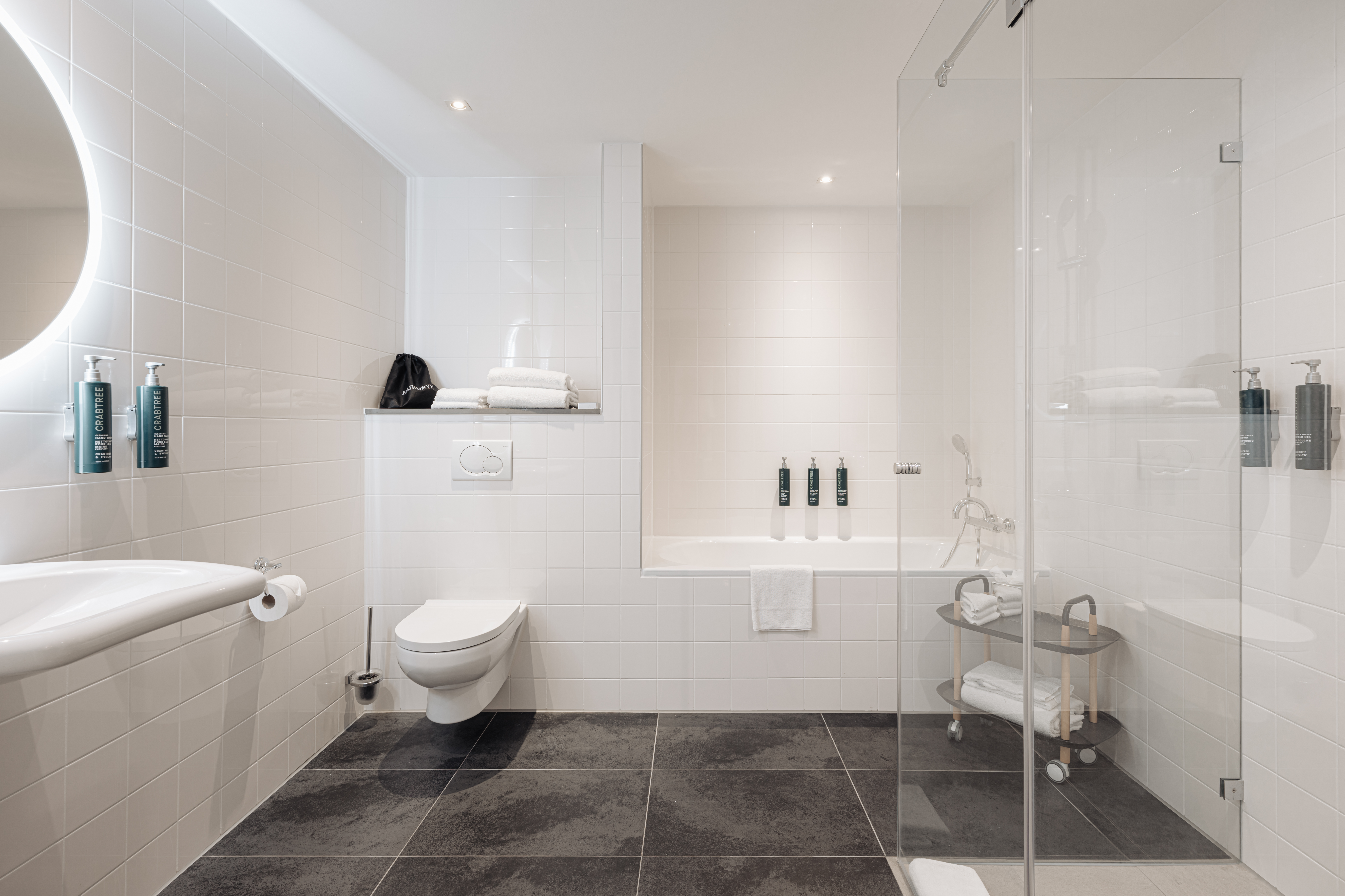 Family Room Connecting Room