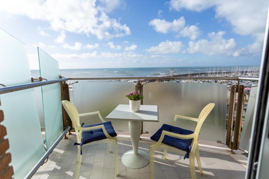 Double or Twin Sea View with Balcony