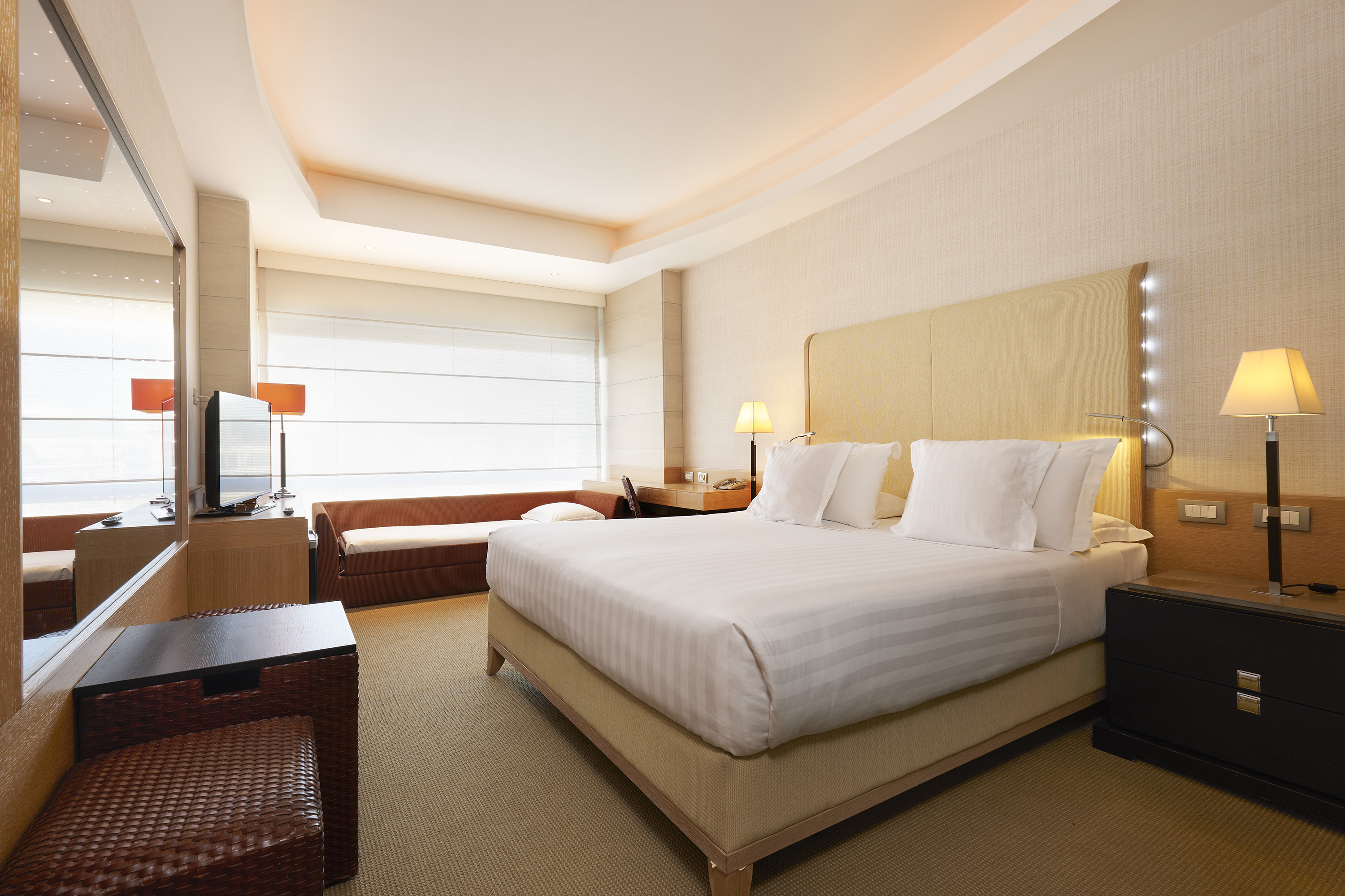 Family Room Capacity 4