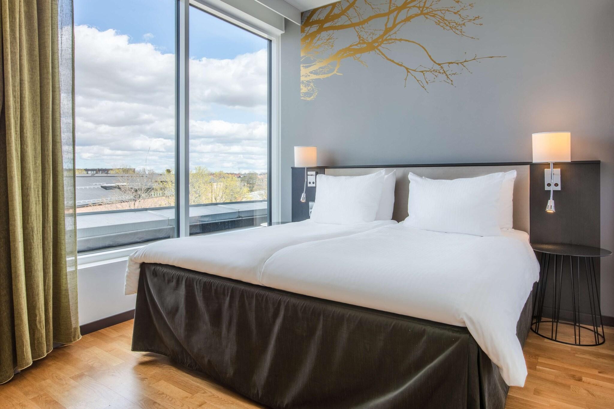 Suite King Bed One Bedroom 