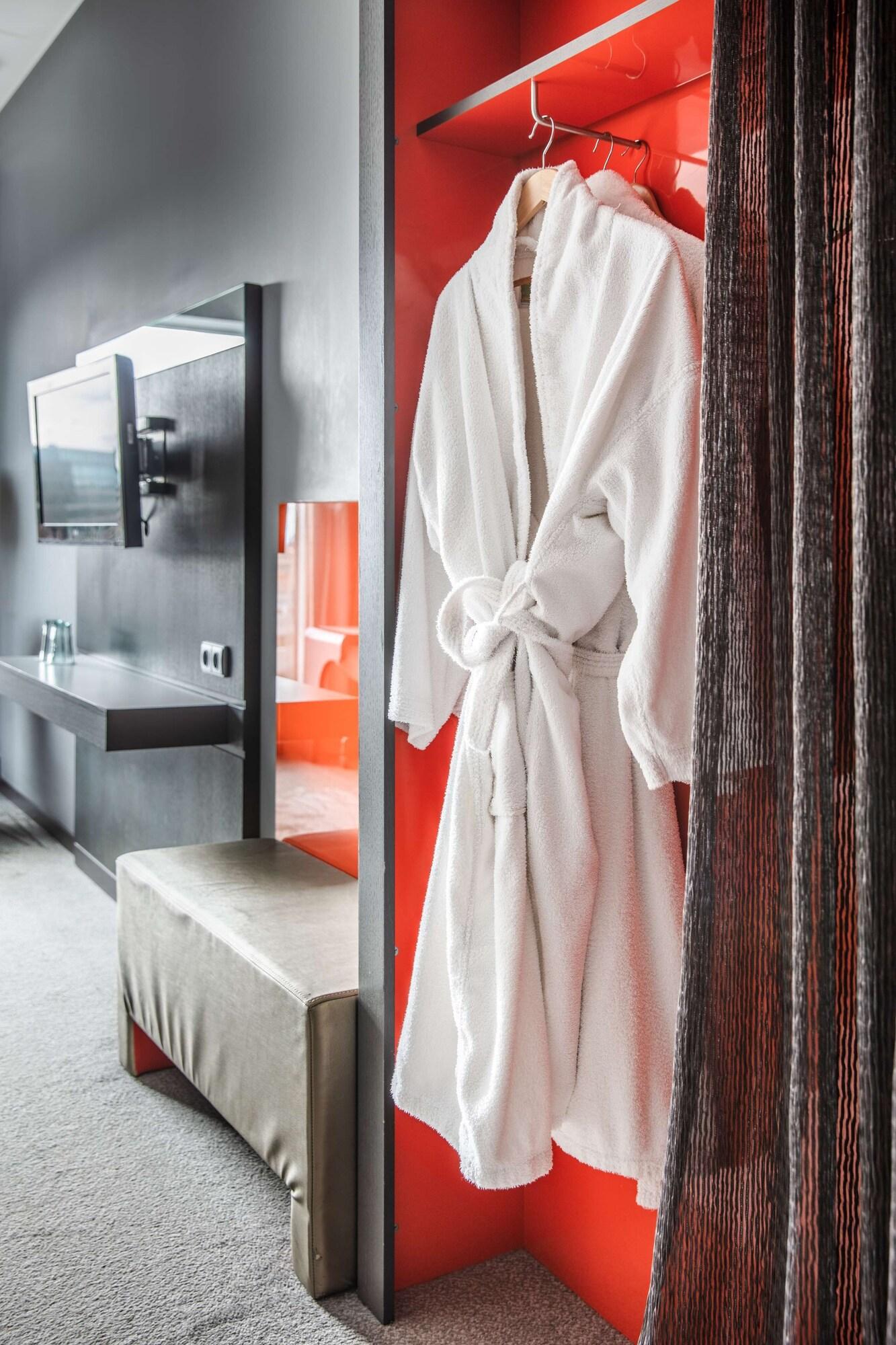 Twin Superior City View