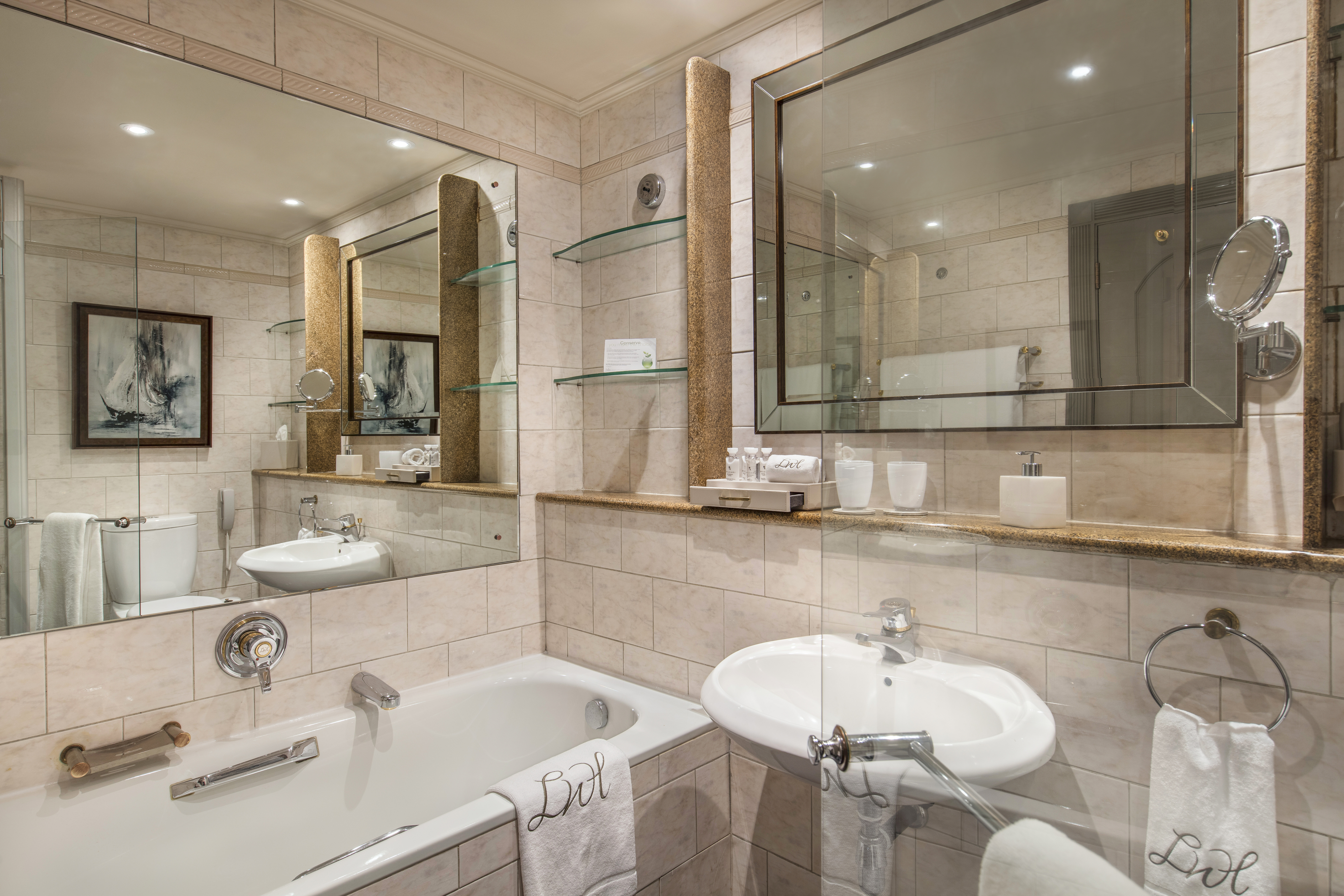 Double Club Executive