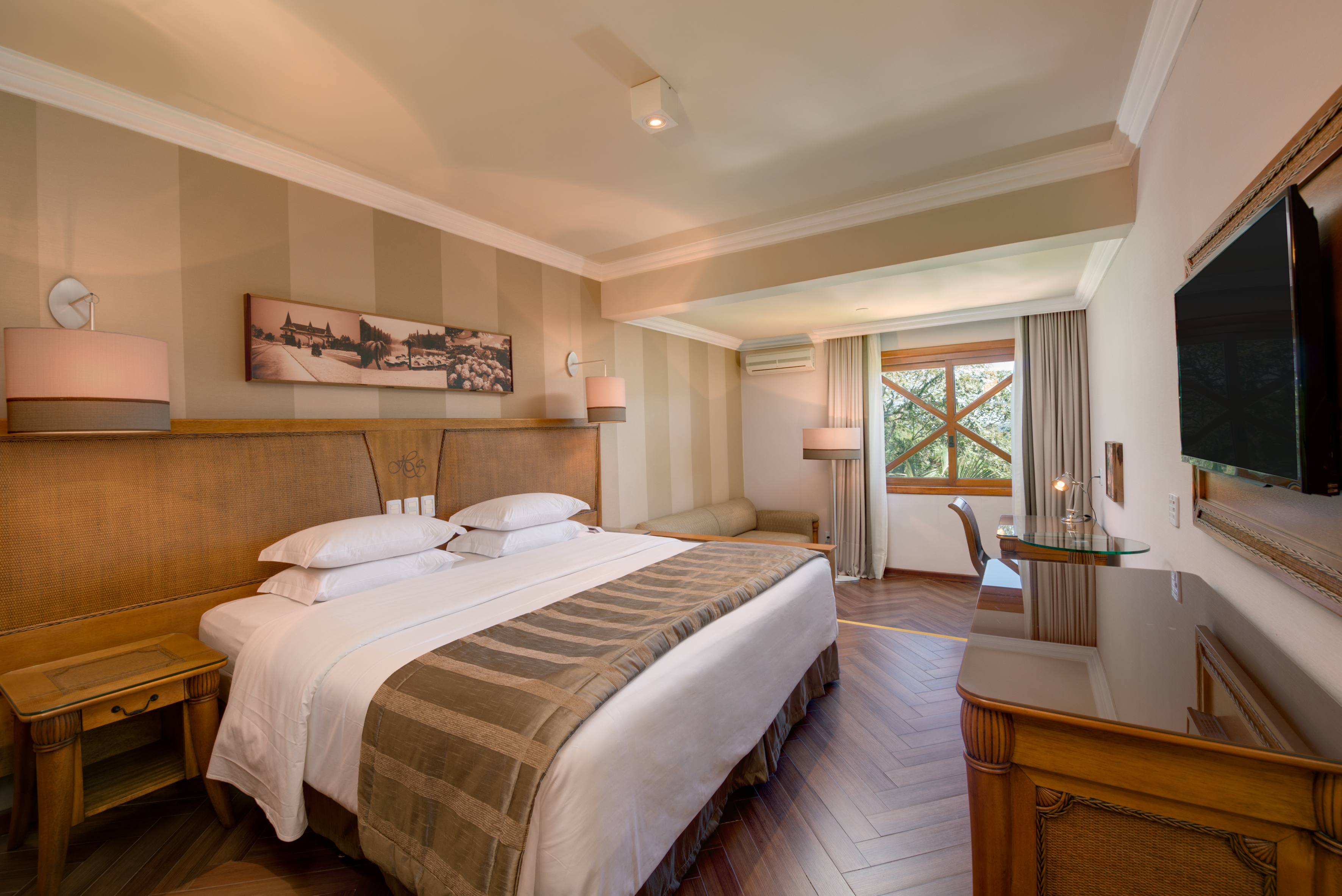 Family Room Capacity 1