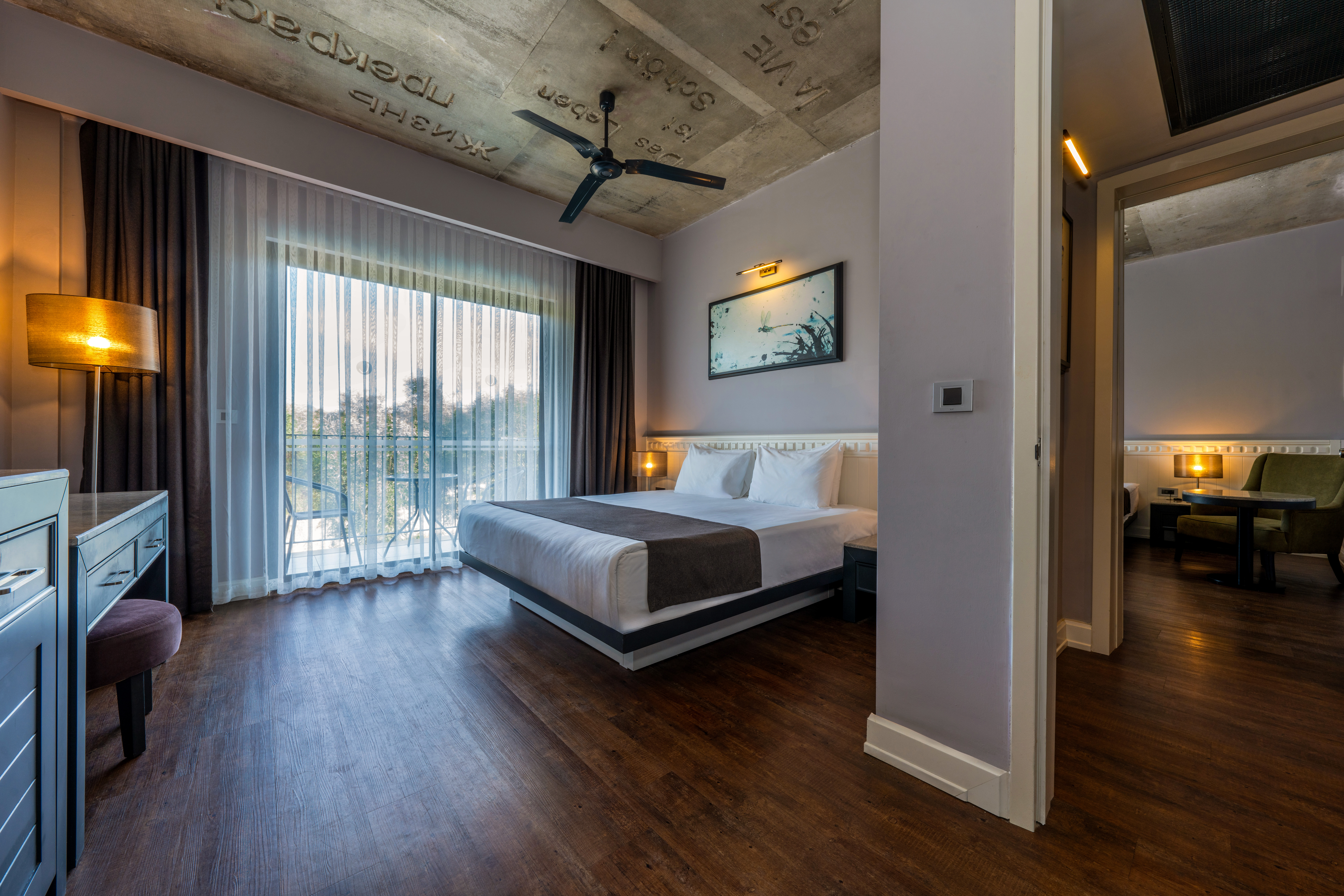 Family Room Connecting Room