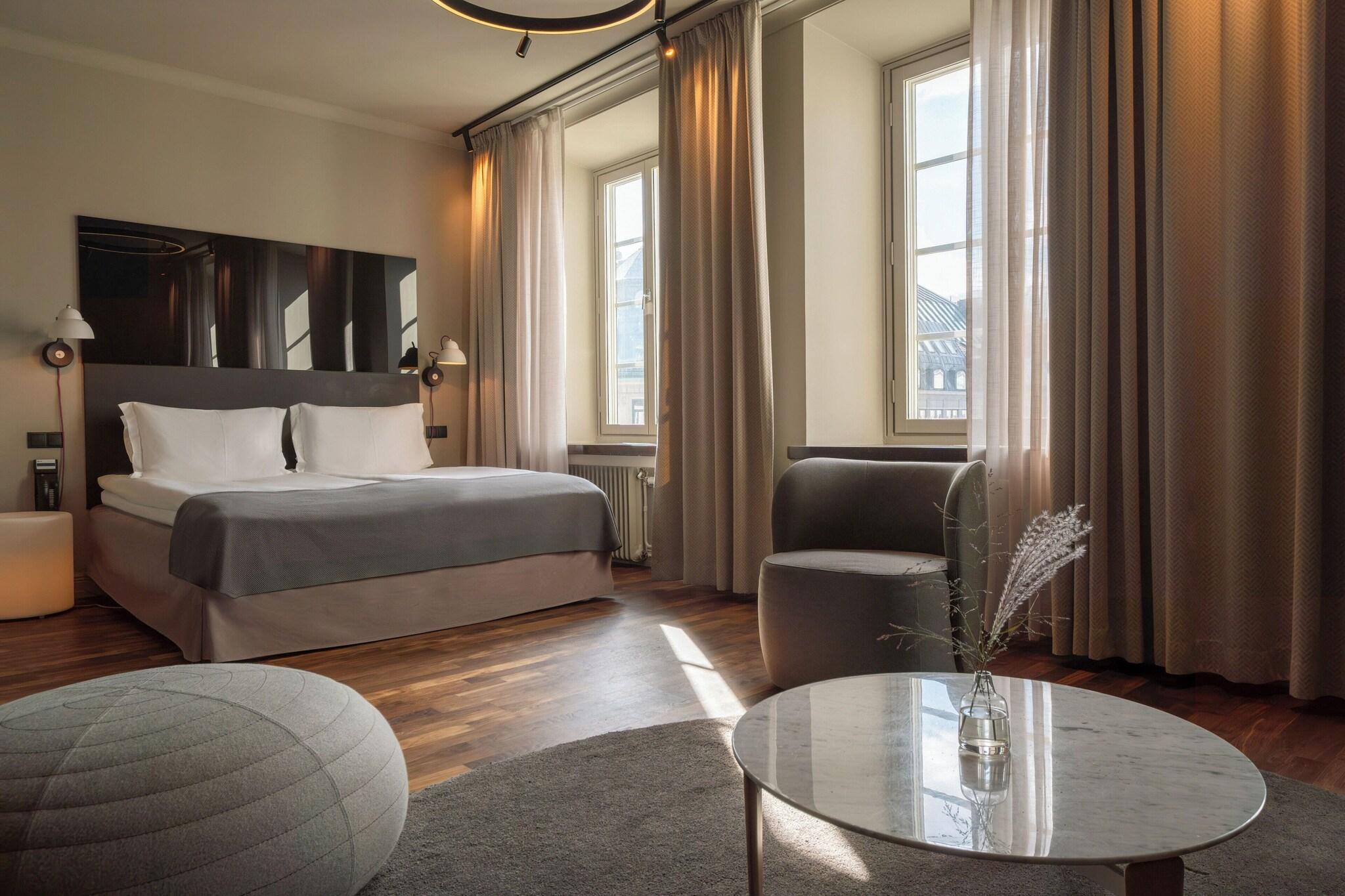 Junior Suite King Size Bed