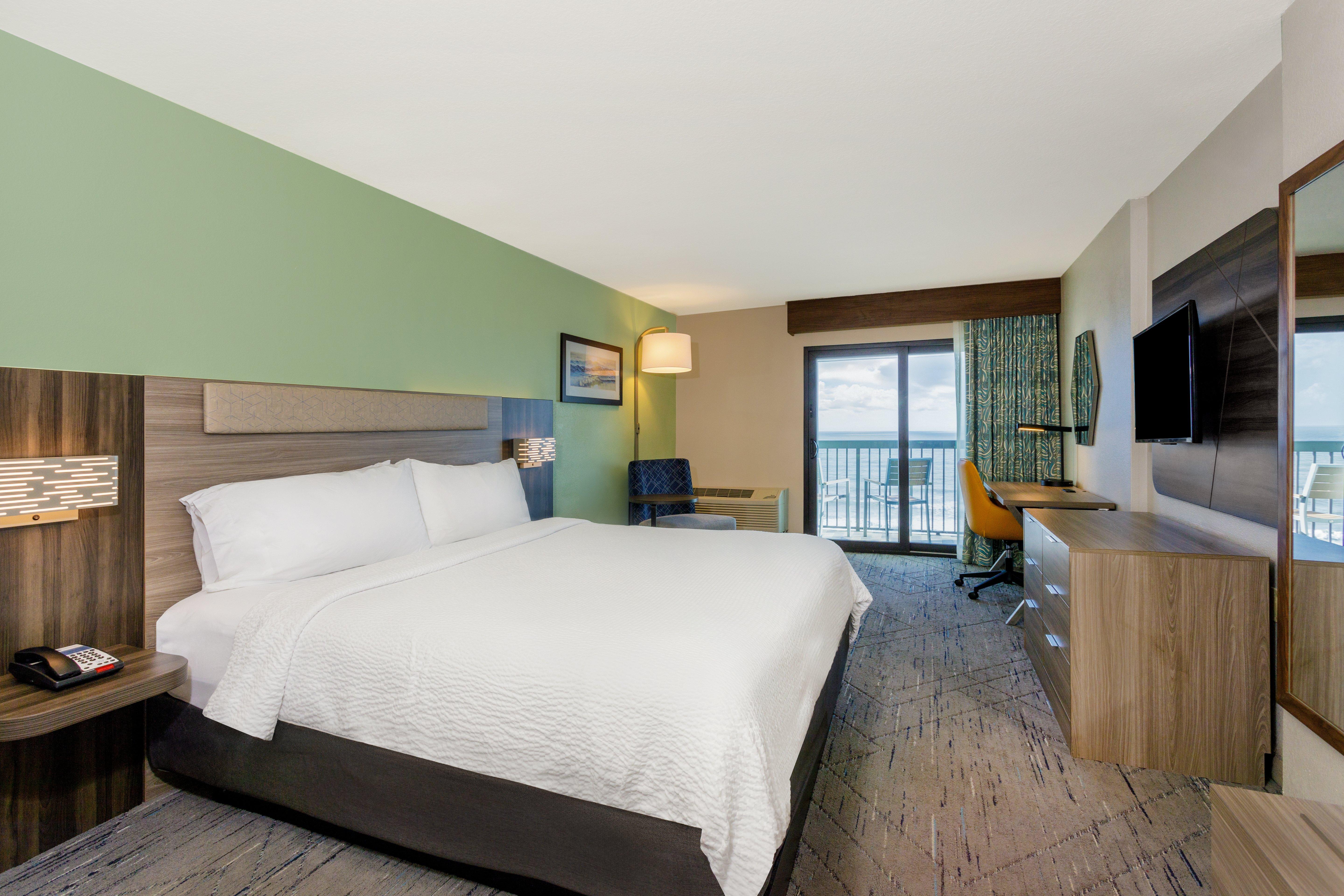 Double Ocean Front King Bed