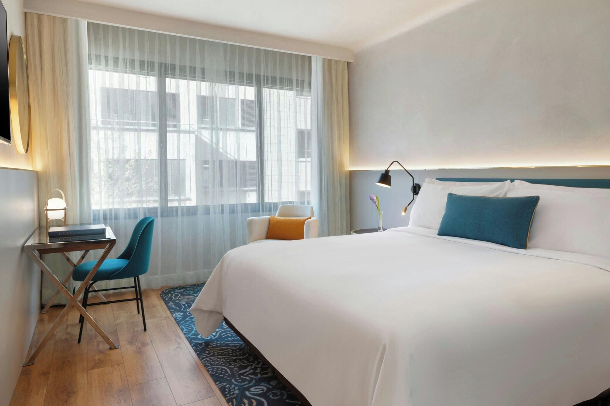 Double King Size Bed