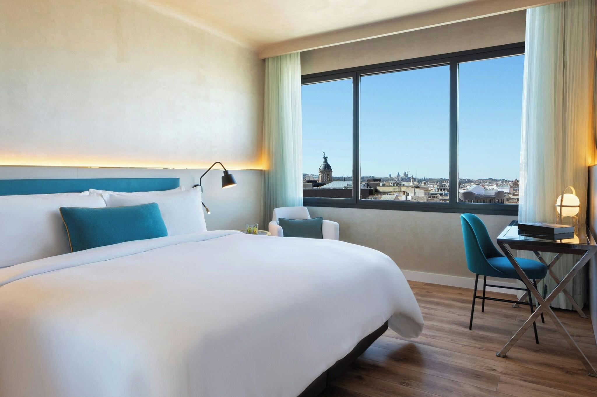 Double Superior King Bed