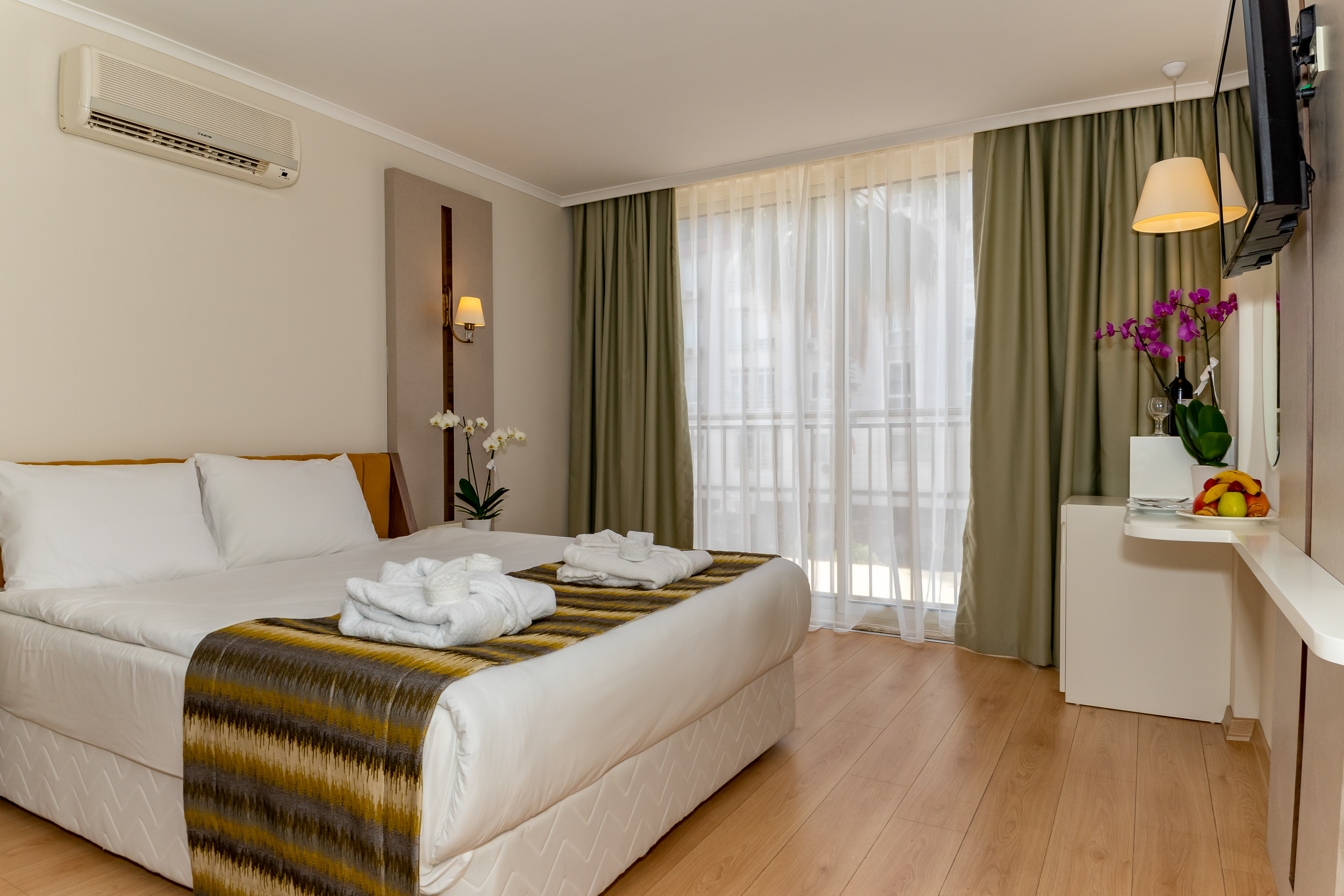 Double Single Land View