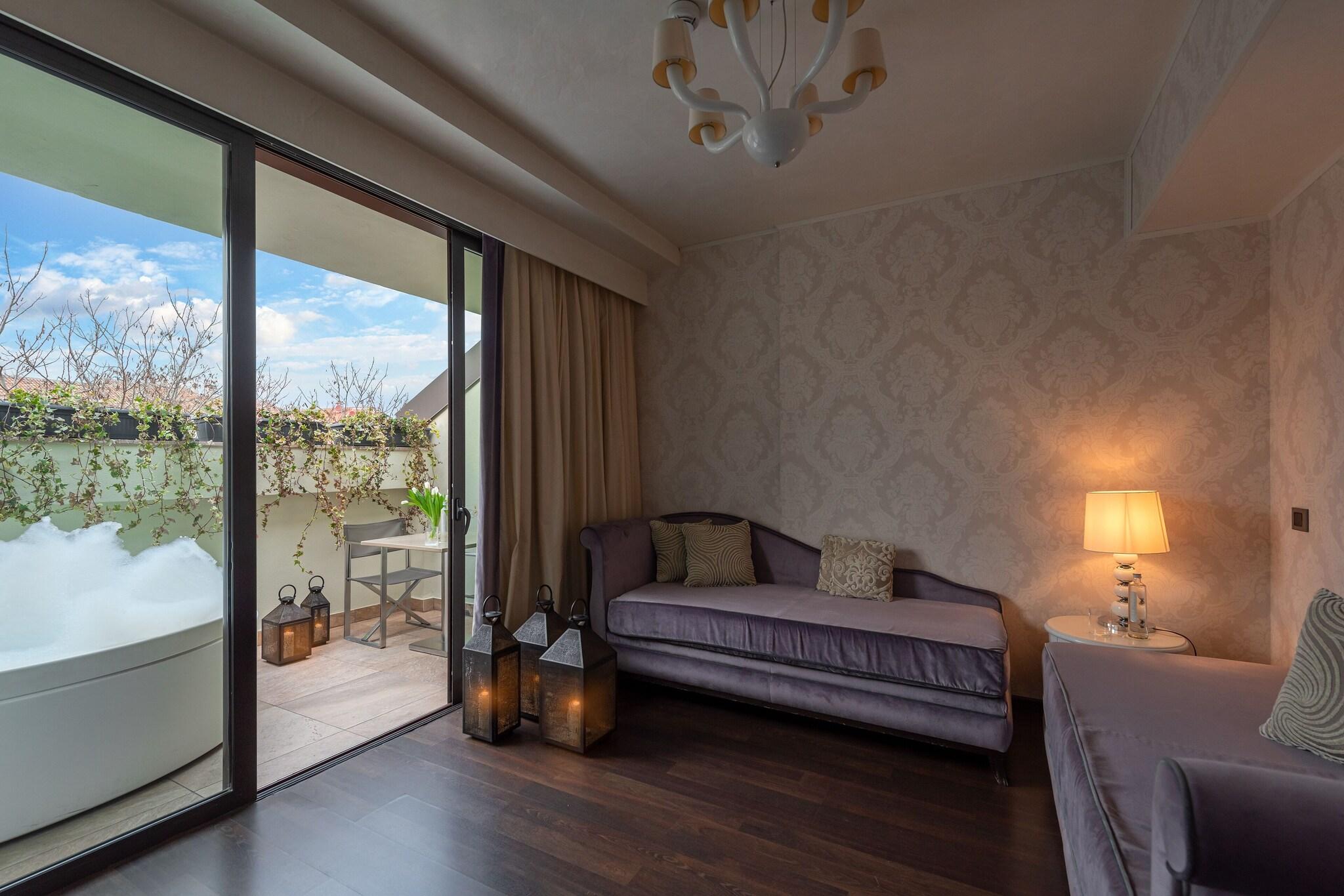 Suite with Double Bed