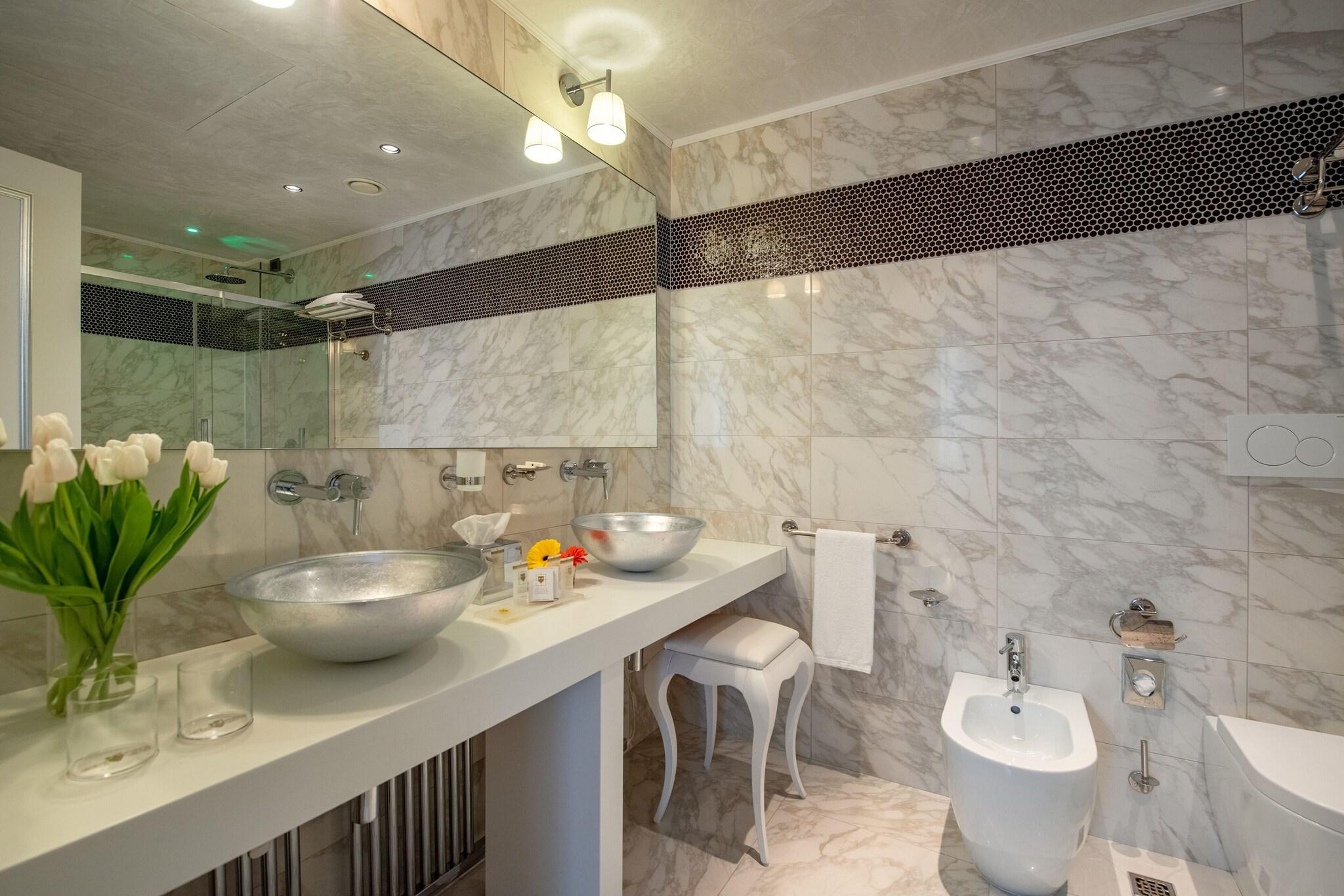 Suite with Double Bed