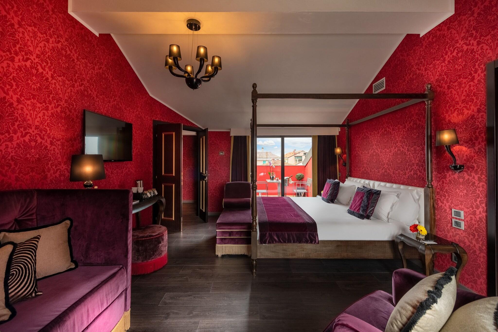 Suite with Double Bed