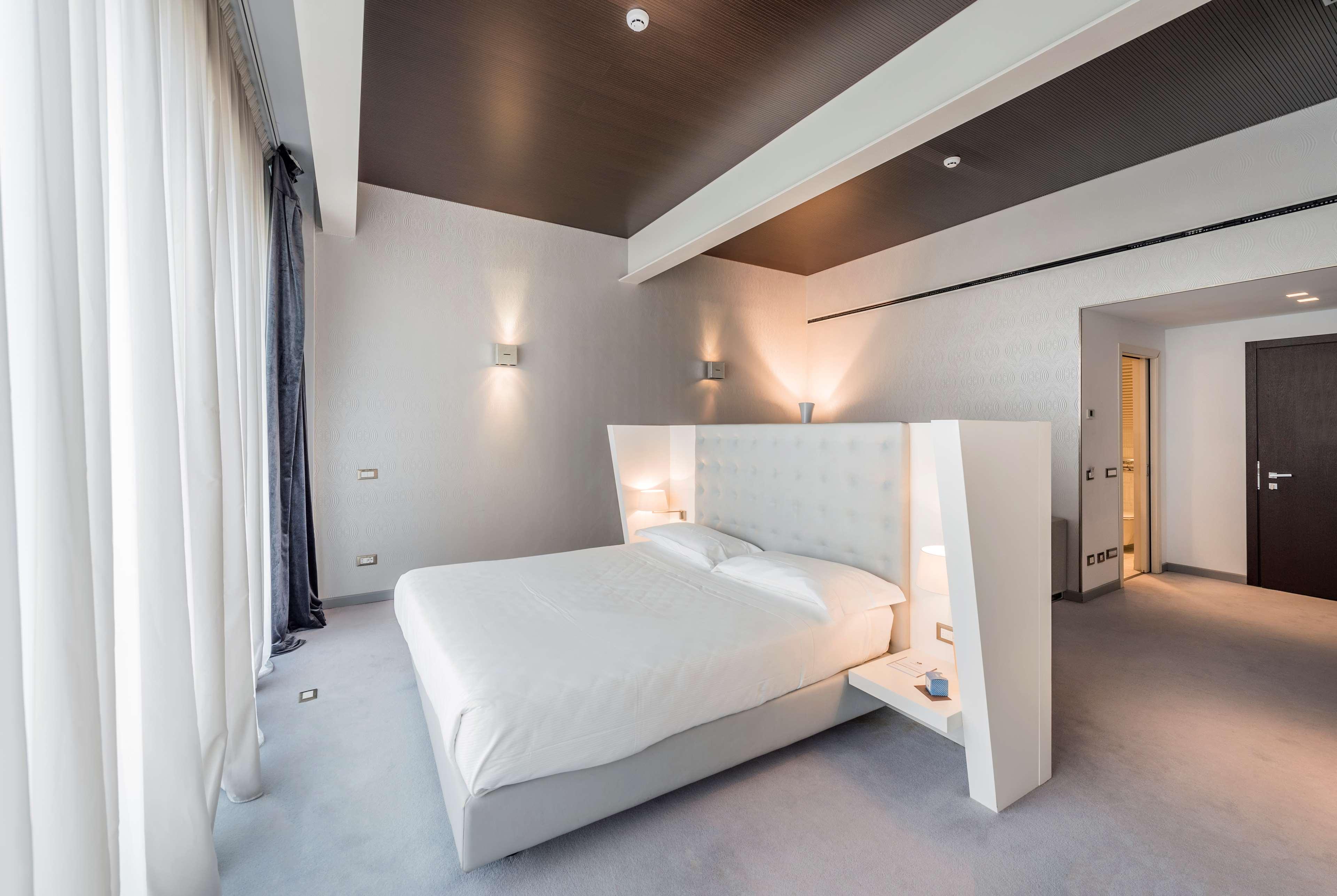 Junior Suite Executive King Bed